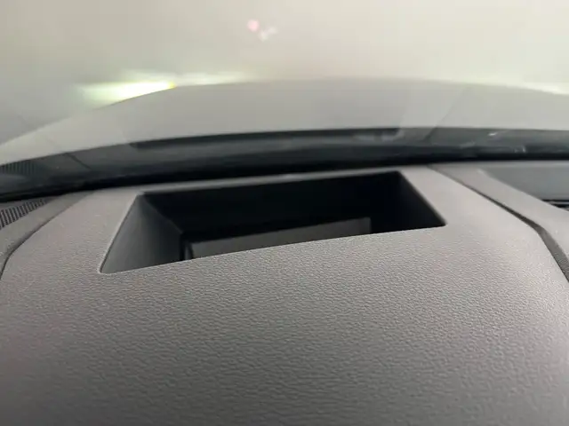 Audi E-Tron view 14