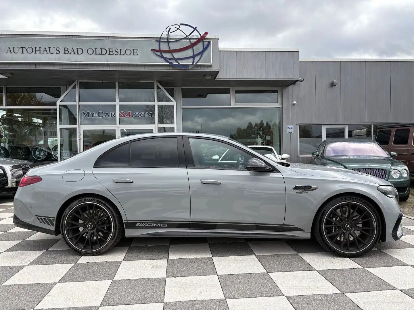 Mercedes-Benz E 53 AMG E 53 Hybrid AMG EDITION 1 -Digital Light -HUD Grau - 2