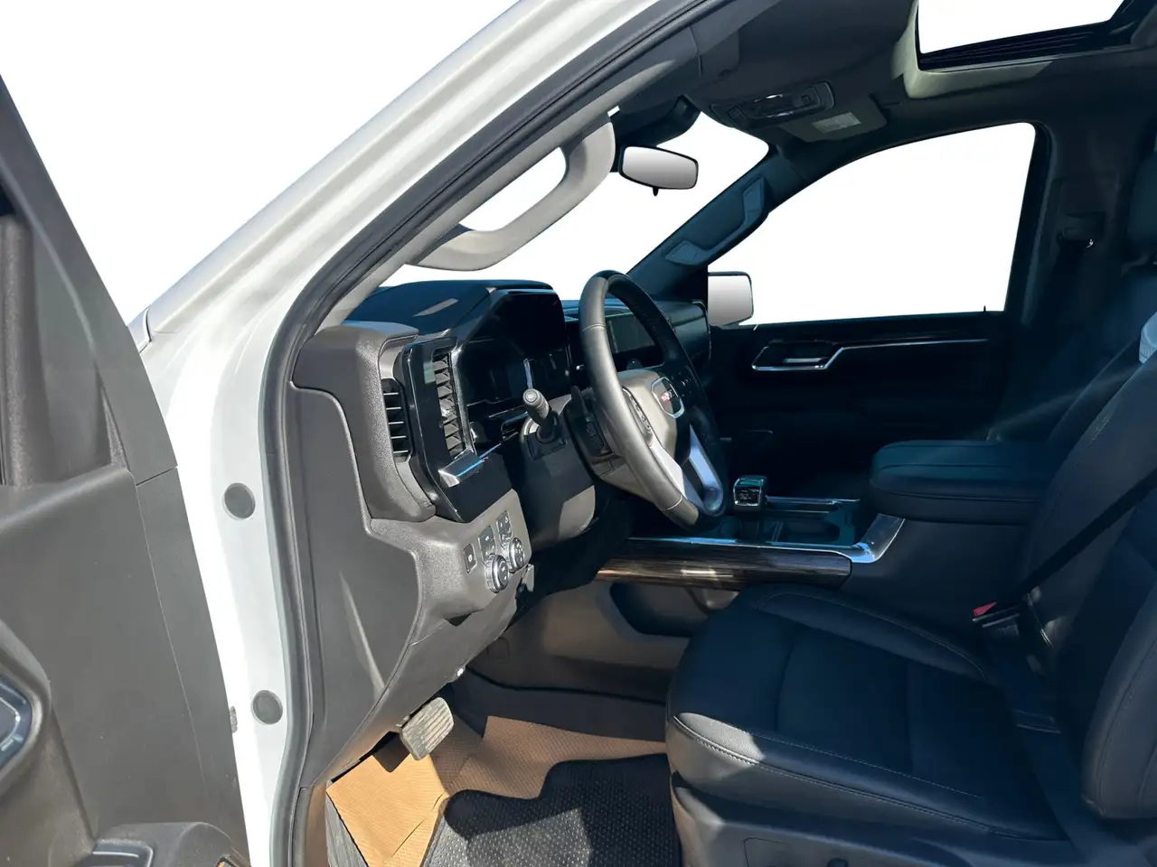GMC Sierra 1500 снимка GMC Sierra 1500