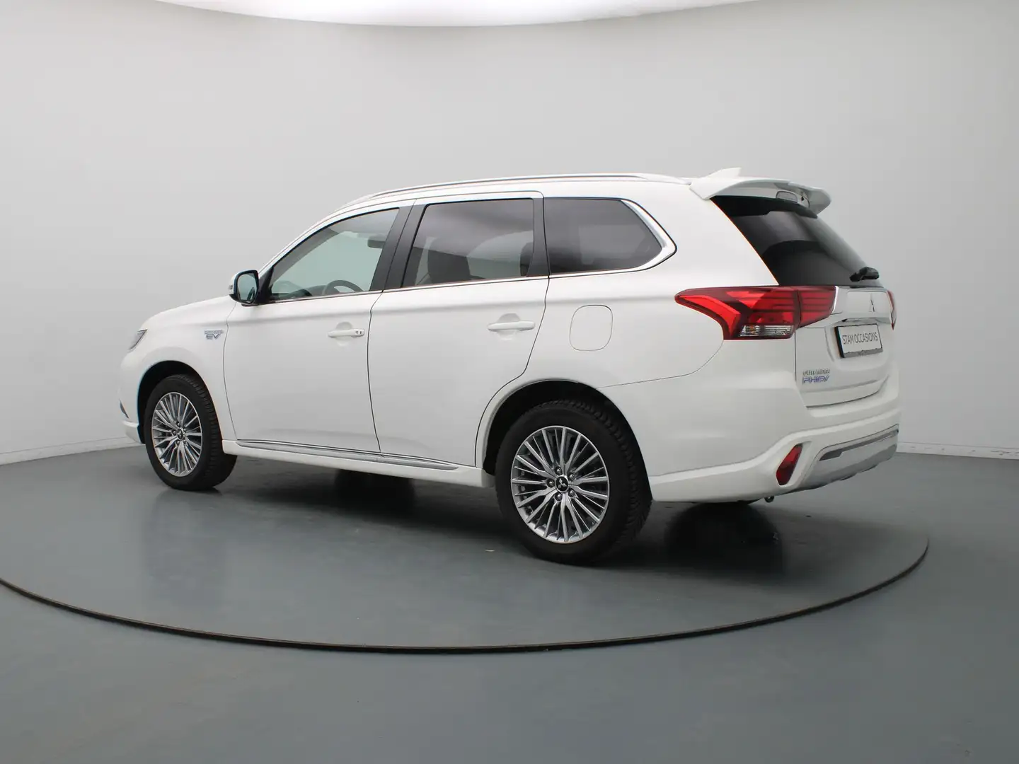 Mitsubishi Outlander 240pk PHEV Intense + Camera | Climate | Cruise | S Bianco - 2