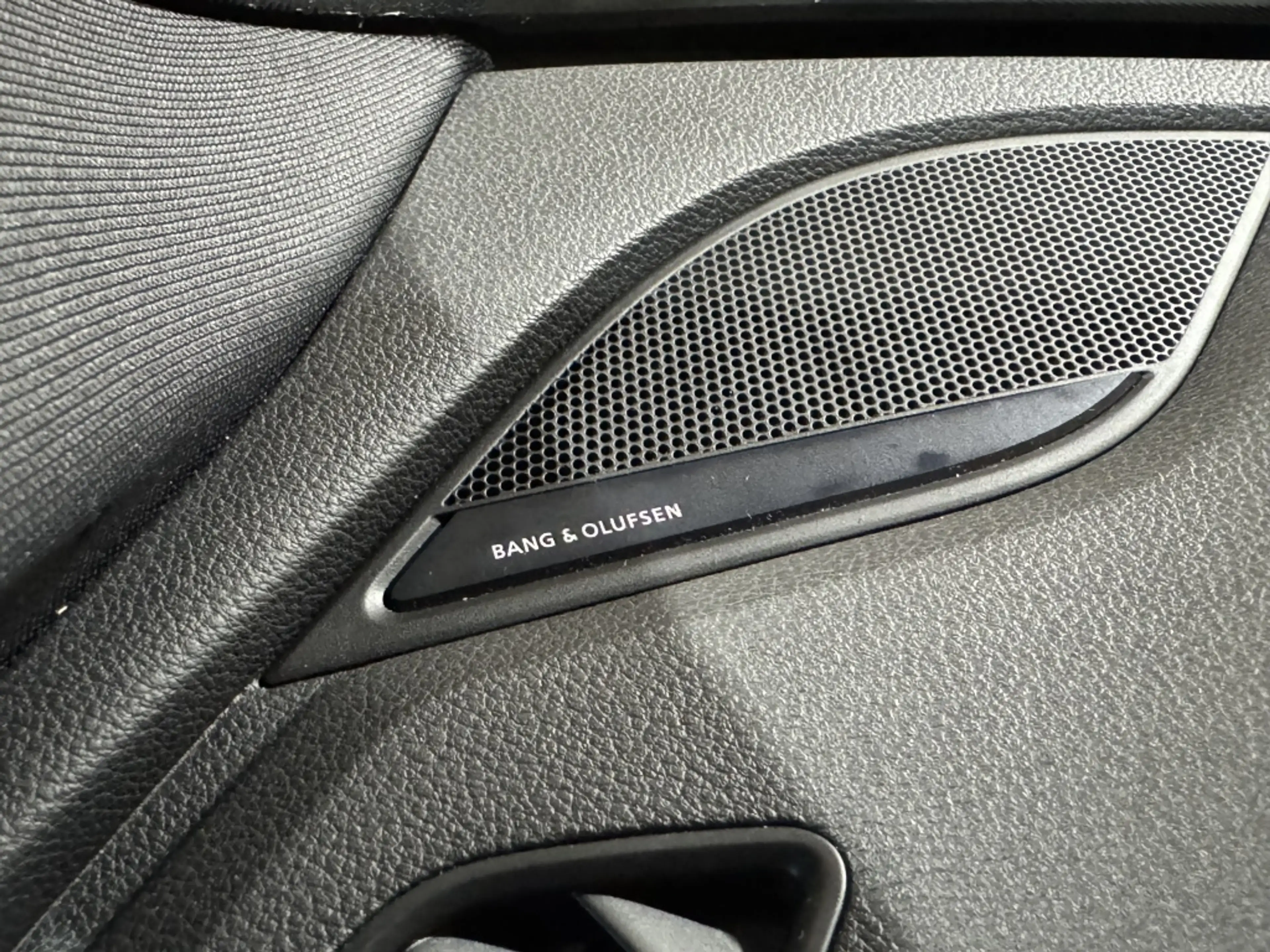 Audi A4 Avant 2.0 TFSIultra Design Pro Line Plus| Trekhaak — photo 13