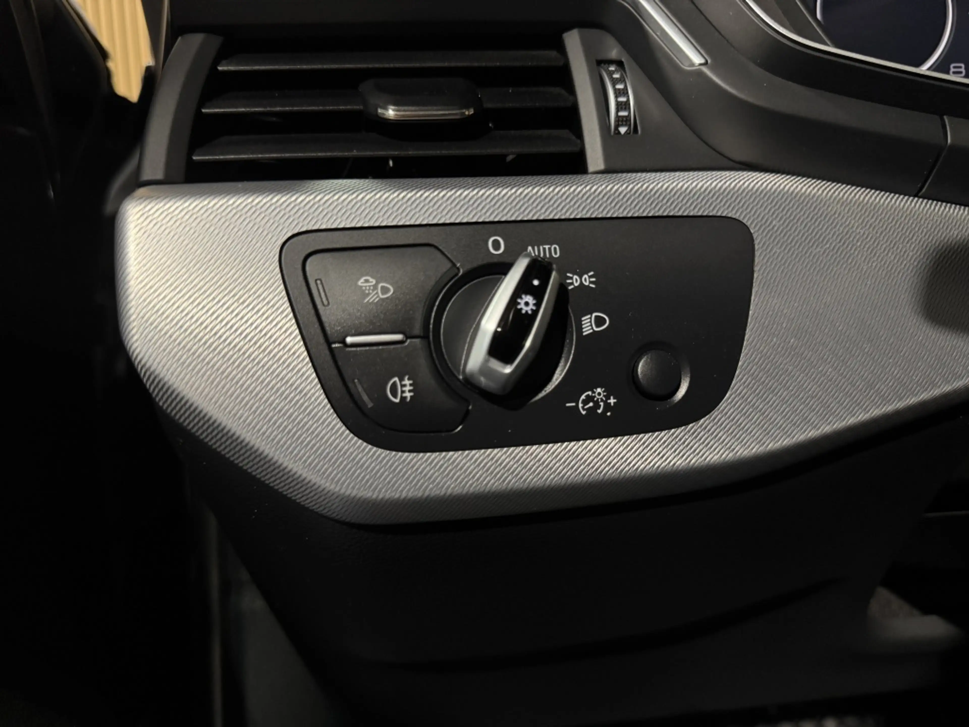 Audi A4 Avant 2.0 TFSIultra Design Pro Line Plus| Trekhaak — photo 12