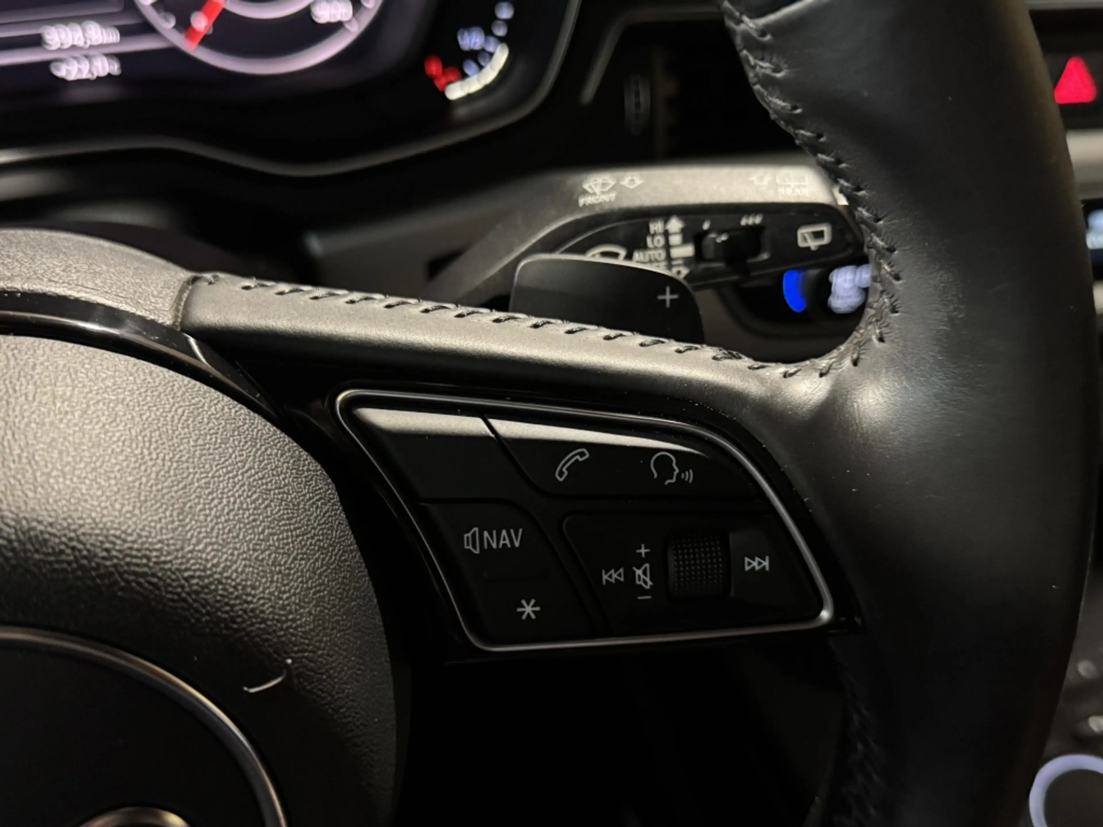 Audi A4 Avant 2.0 TFSIultra Design Pro Line Plus| Trekhaak — photo 18