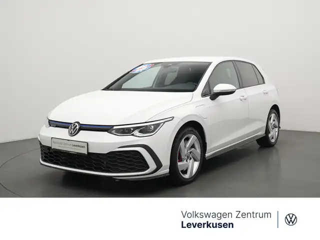 Volkswagen Golf VIII GTE DSG CARPLAY PDC SHZ ACC NAVI LED