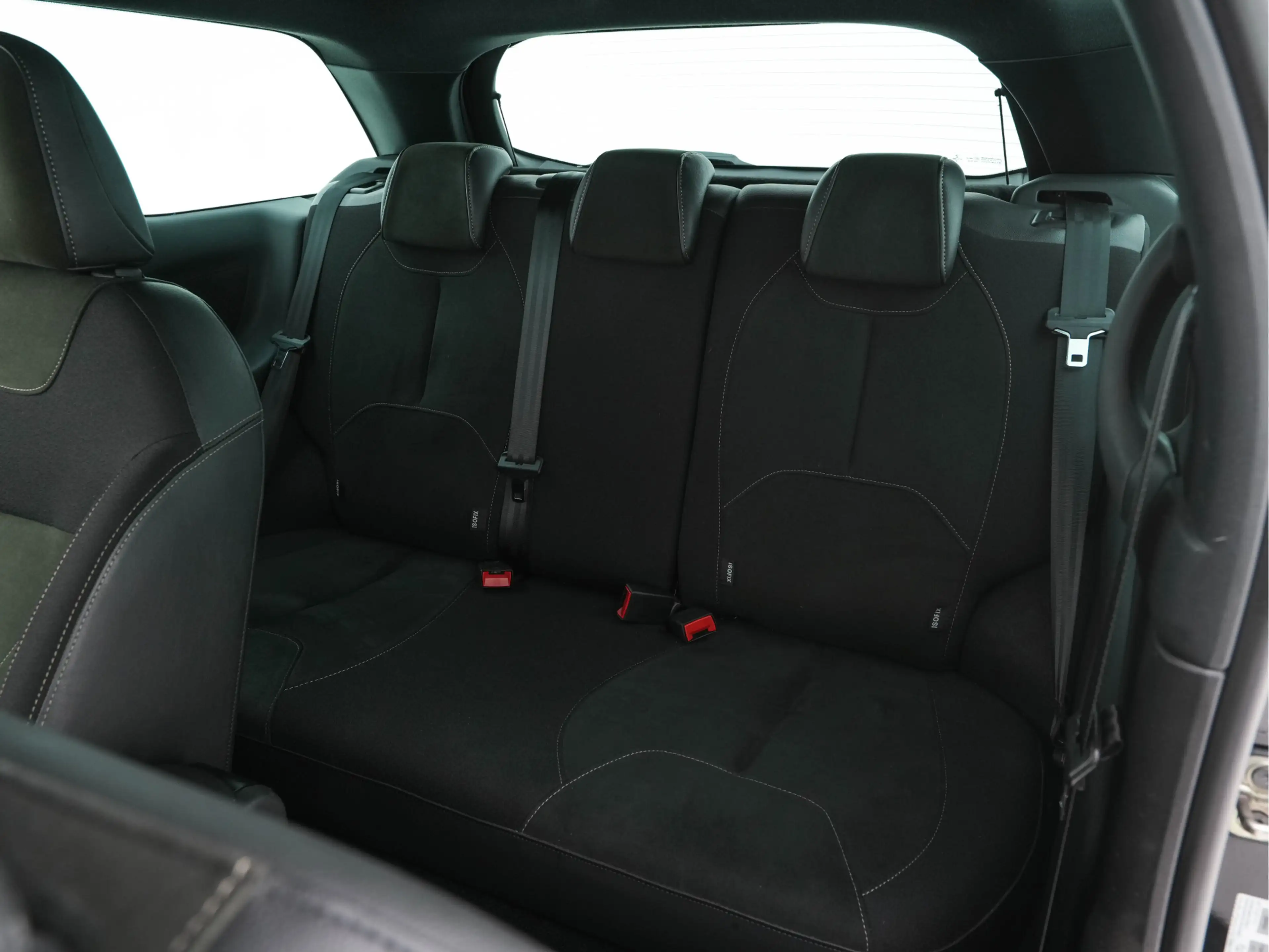 DS Automobiles DS 3 1.6 BlueHDi Business *ALCANTARA-MICROFIBRE | SPORT — photo 10