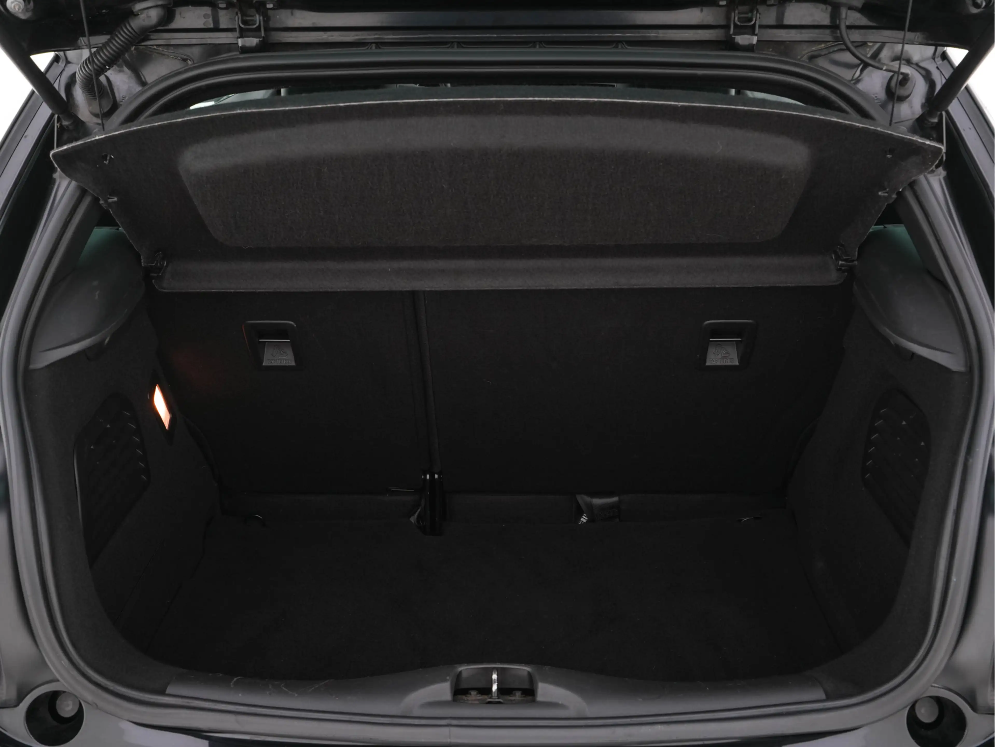 DS Automobiles DS 3 1.6 BlueHDi Business *ALCANTARA-MICROFIBRE | SPORT — photo 11