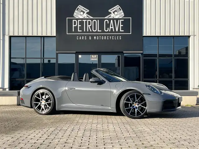Porsche 992 .2 911 Carrera Cabriolet PDK