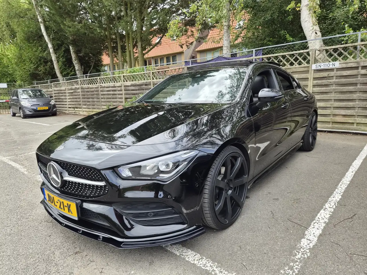 Mercedes-Benz CLA 180