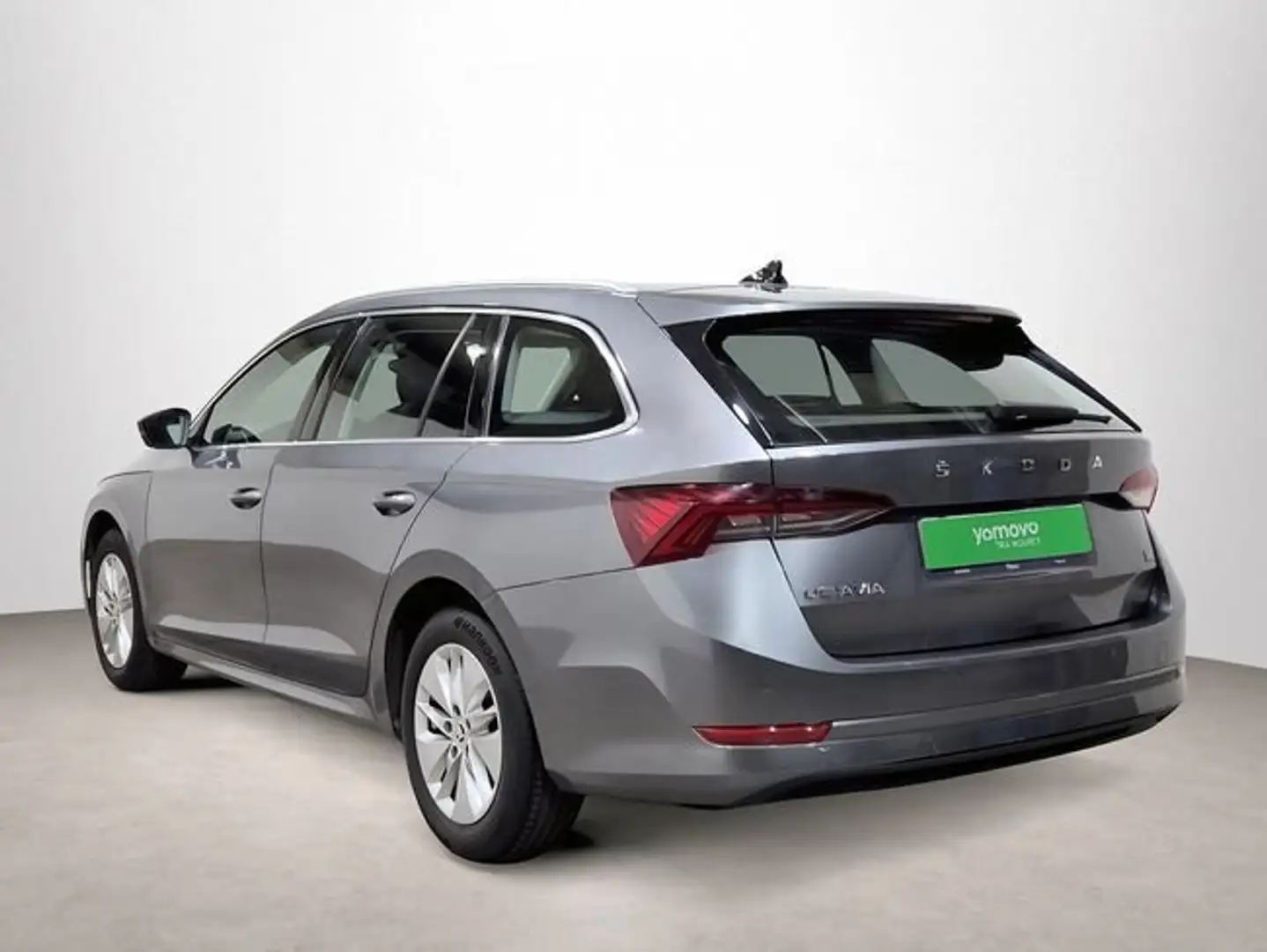 Skoda Octavia Combi 2.0TDI Ambition 110kW Gris - 2