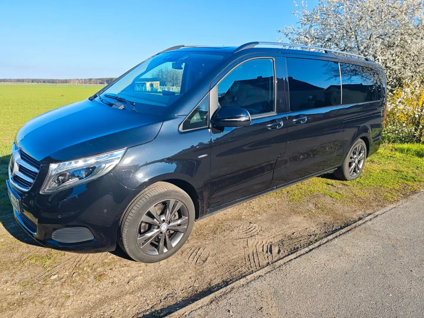 Mercedes-Benz V 220 V 250 AVANTGARDE/EDI. 4MATIC extralang LED, Negru - 1