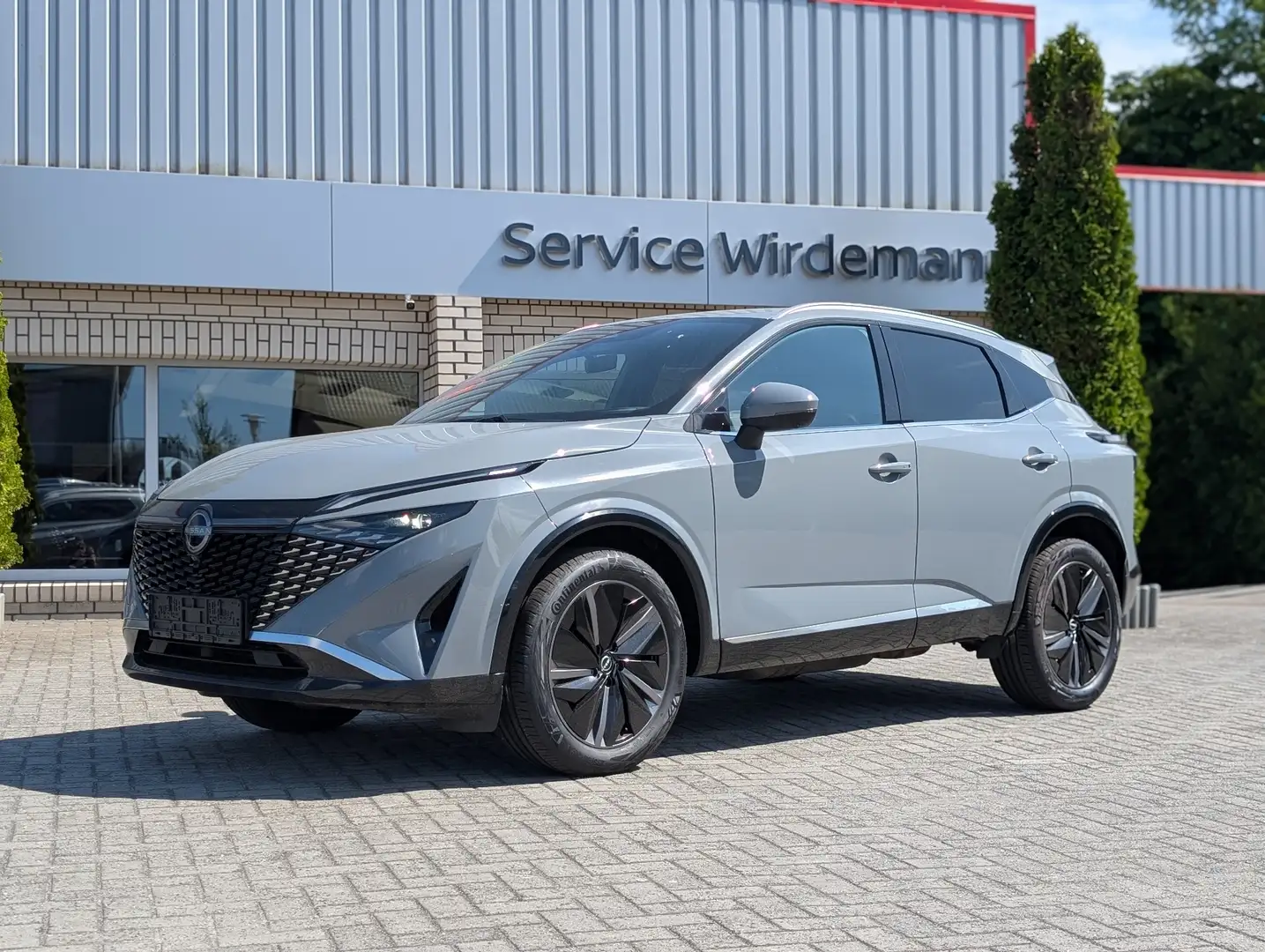 Nissan Qashqai 1.3 DIG-T MHEV Xtronic Tekna Grau - 1