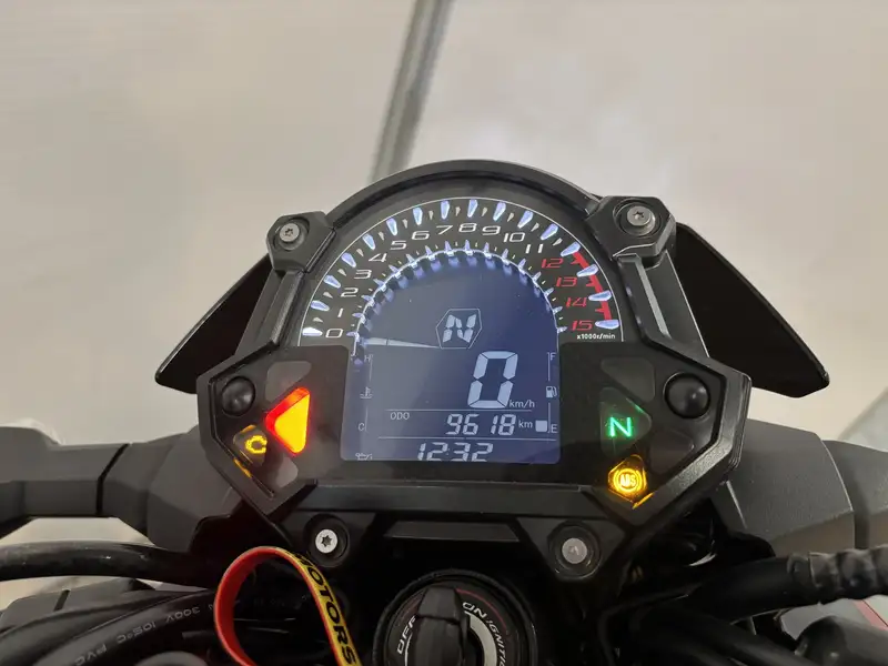 Kawasaki Z400 - foto 4