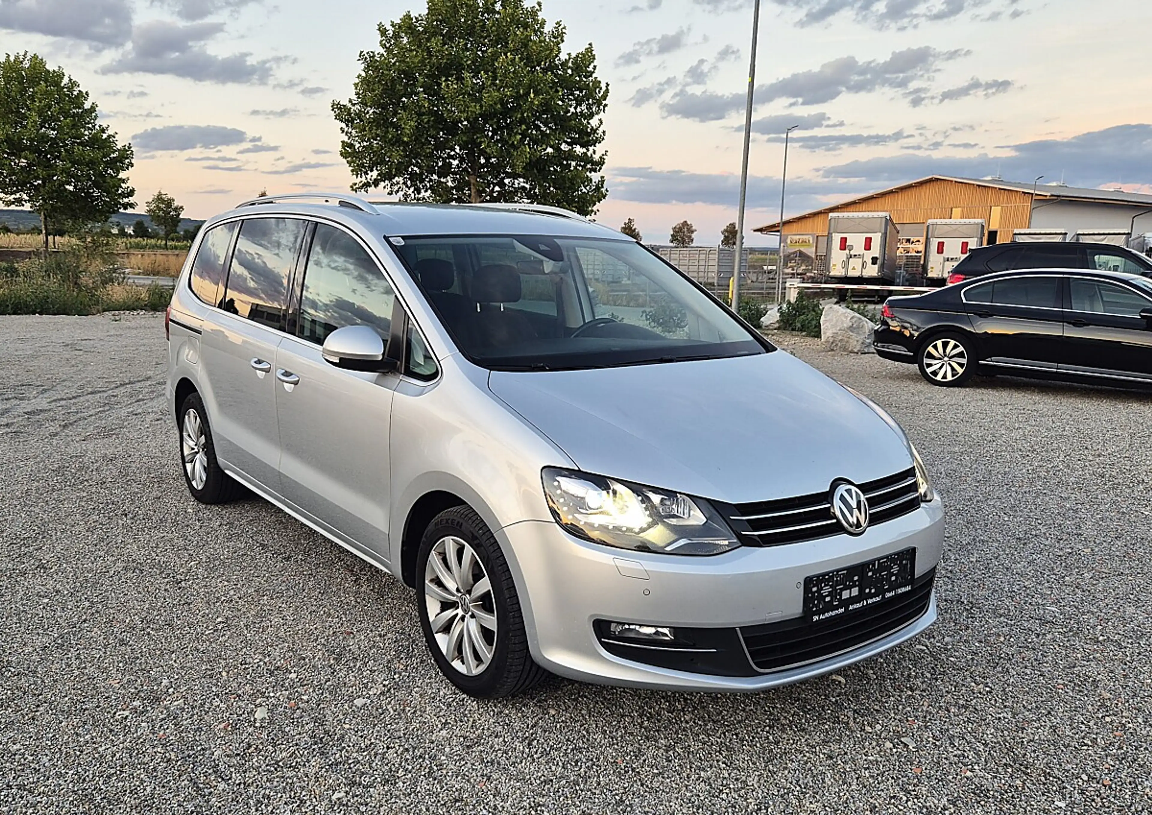 Volkswagen Sharan Business+ SCR 2,0 TDI — photo 4