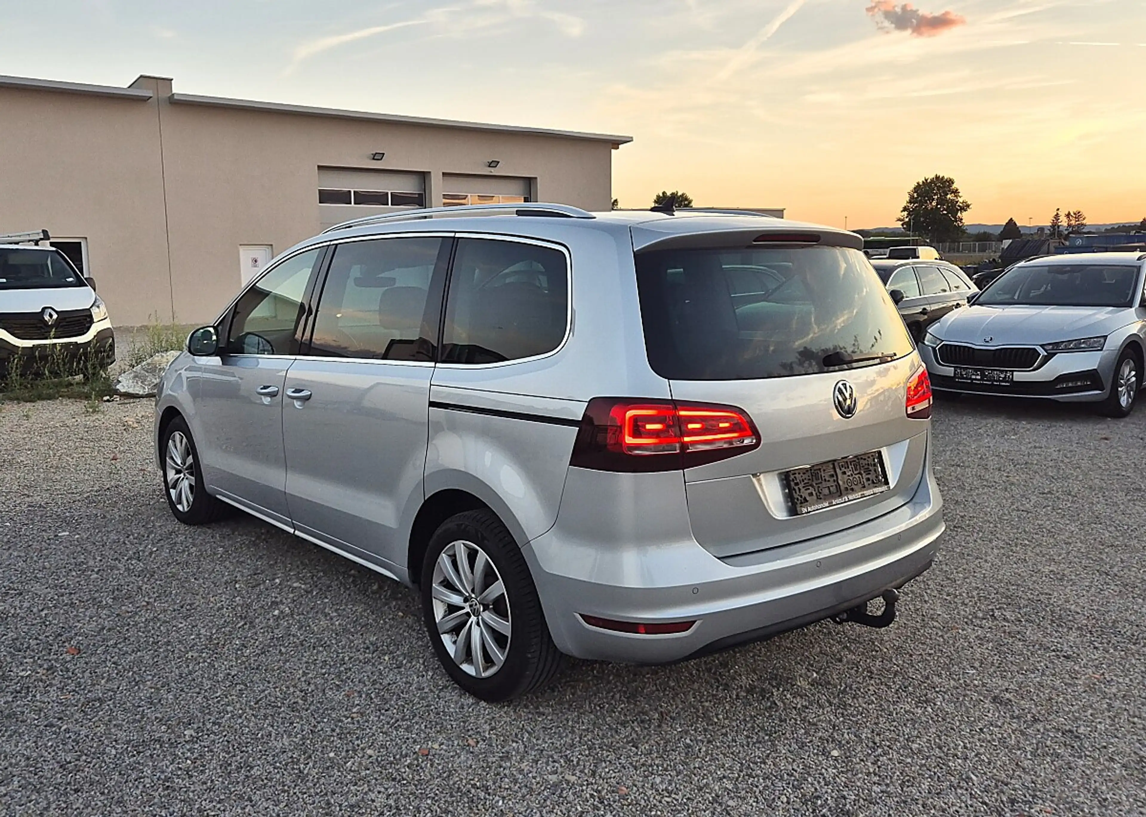 Volkswagen Sharan Business+ SCR 2,0 TDI — photo 8
