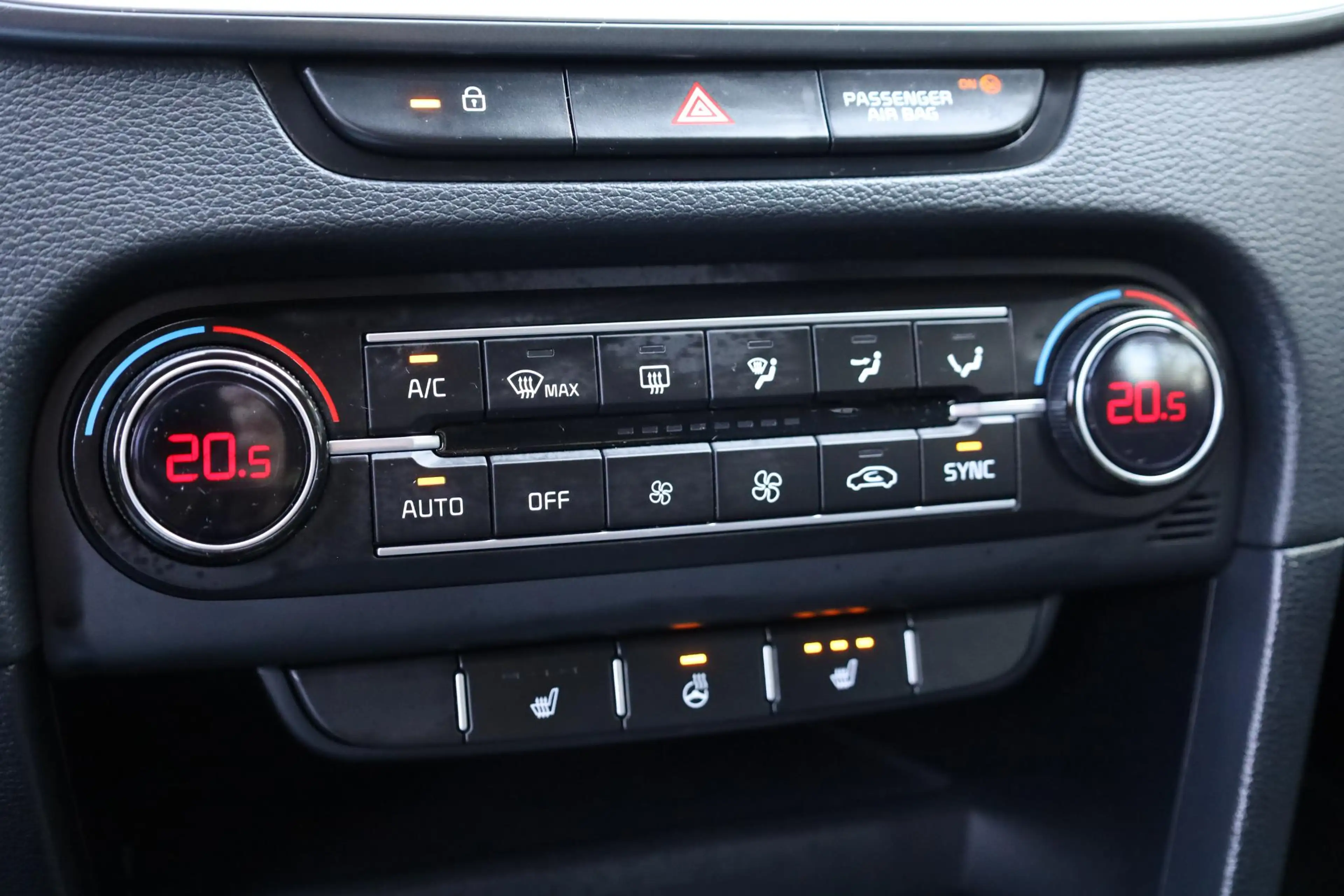 Kia Ceed SW / cee'd SW Sportswagon 1.0 T-GDi DynamicLine CARPLAY CAMERA S — photo 15
