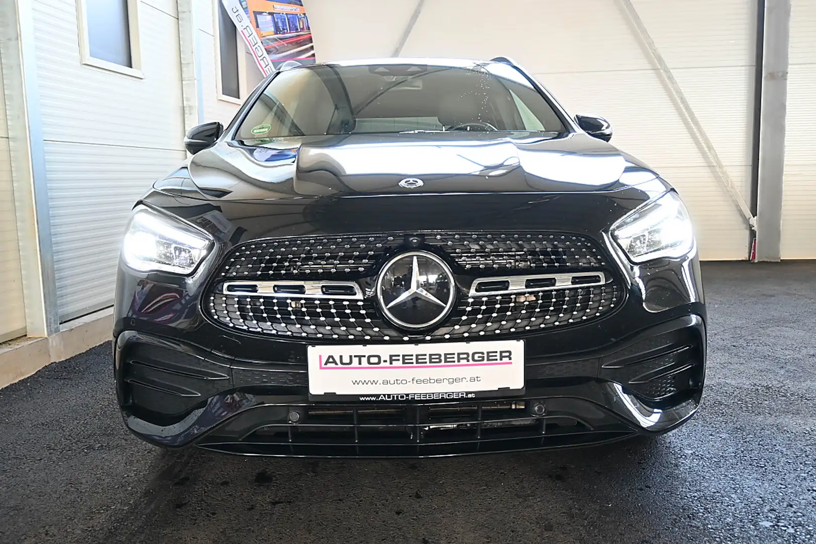 Mercedes-Benz GLA 200 Aut. AMG Line; LED, 360° Kamera, Sitzhzg,Sport-... Schwarz - 2