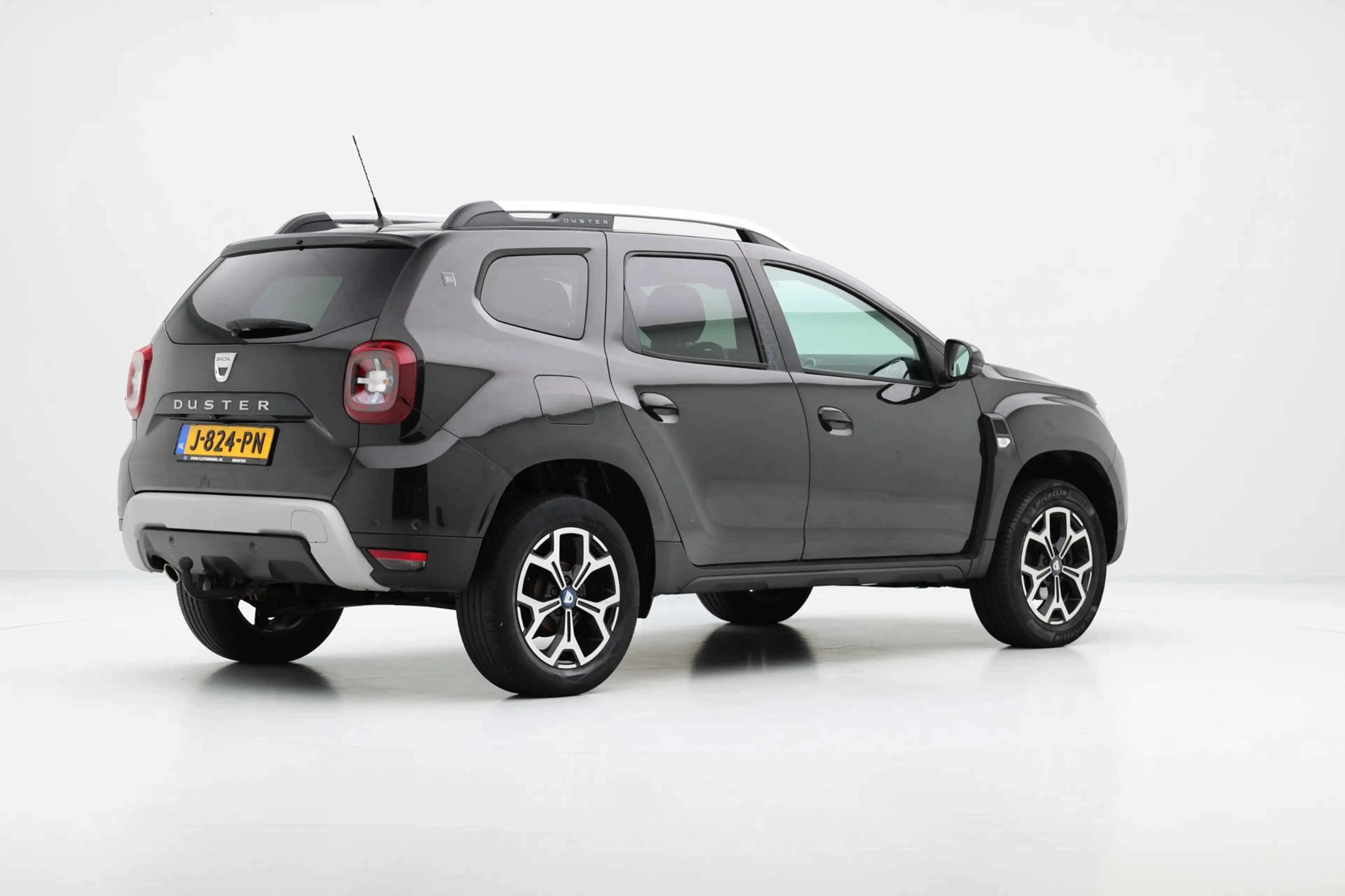 Dacia Duster 1.0 TCe Bi-Fuel/LPG-G3 Serie Limitee 15th Annivers — photo 3