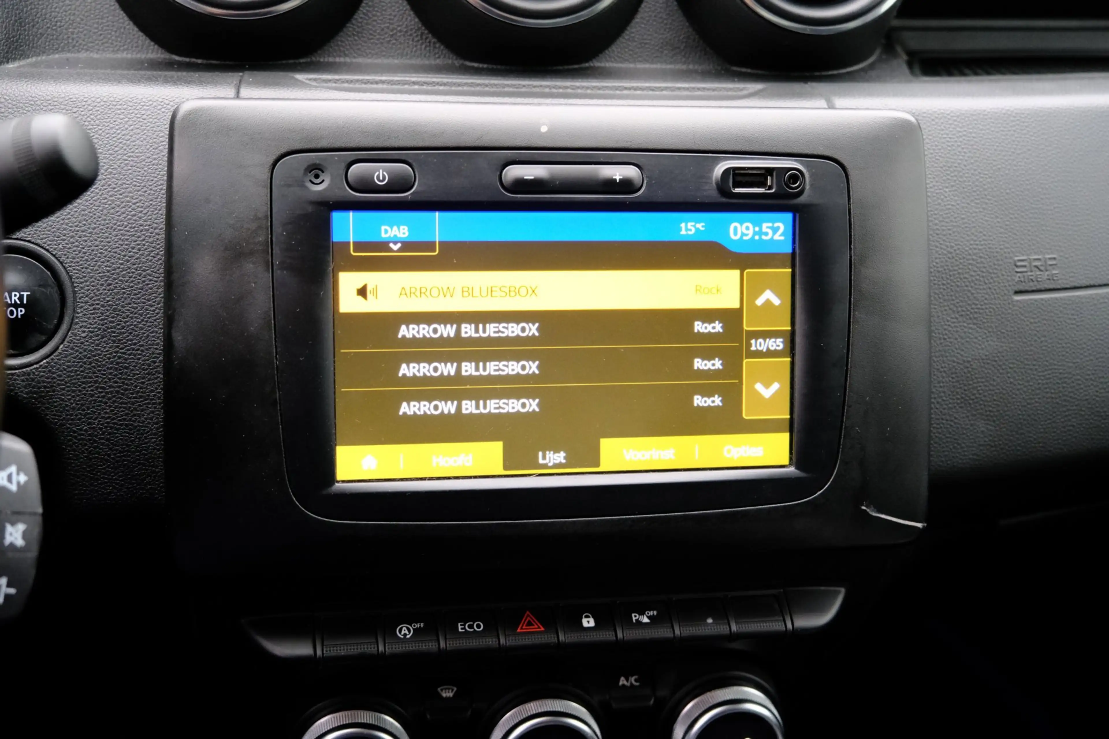 Dacia Duster 1.0 TCe Bi-Fuel/LPG-G3 Serie Limitee 15th Annivers — photo 18