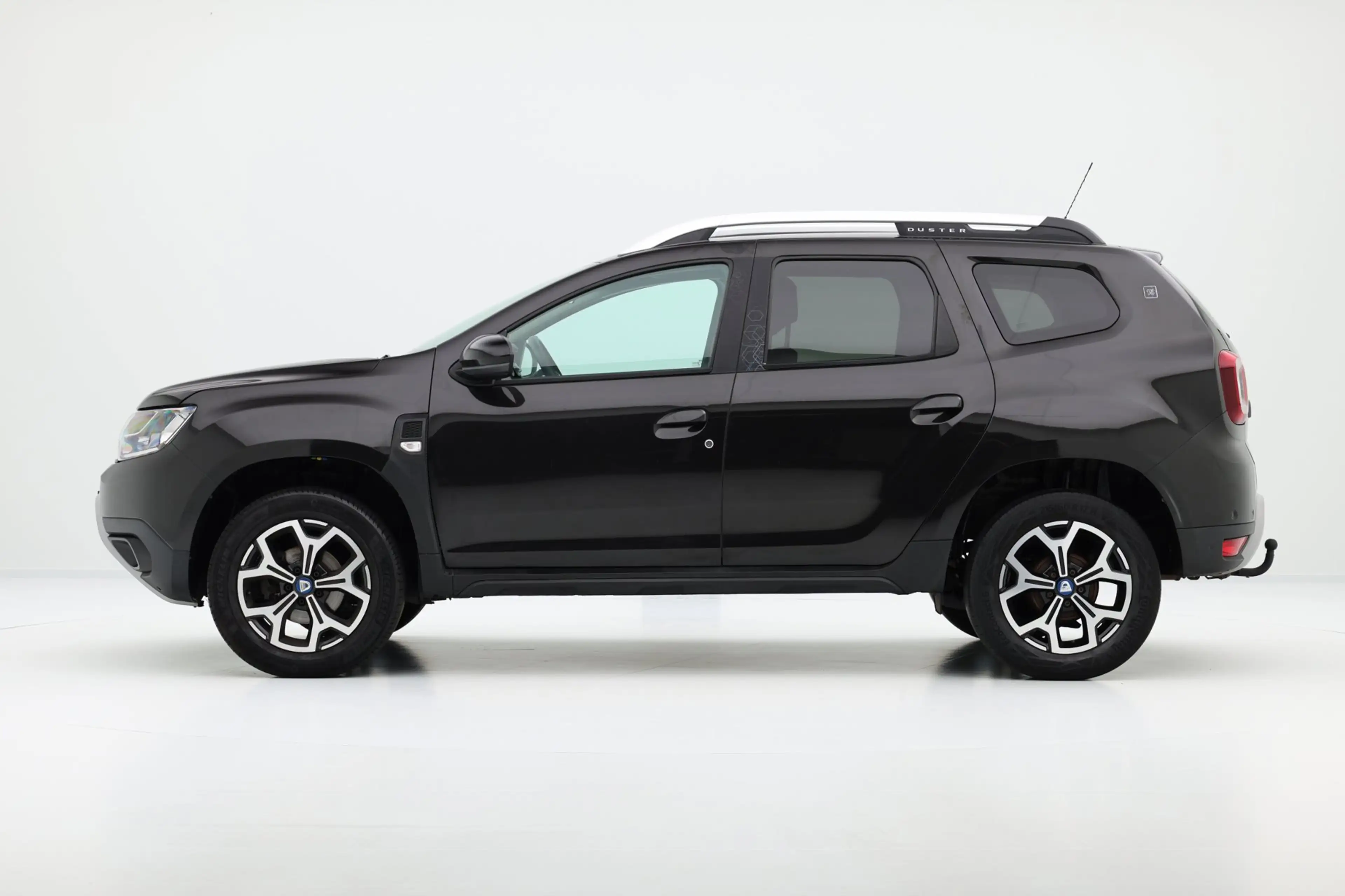 Dacia Duster 1.0 TCe Bi-Fuel/LPG-G3 Serie Limitee 15th Annivers — photo 29