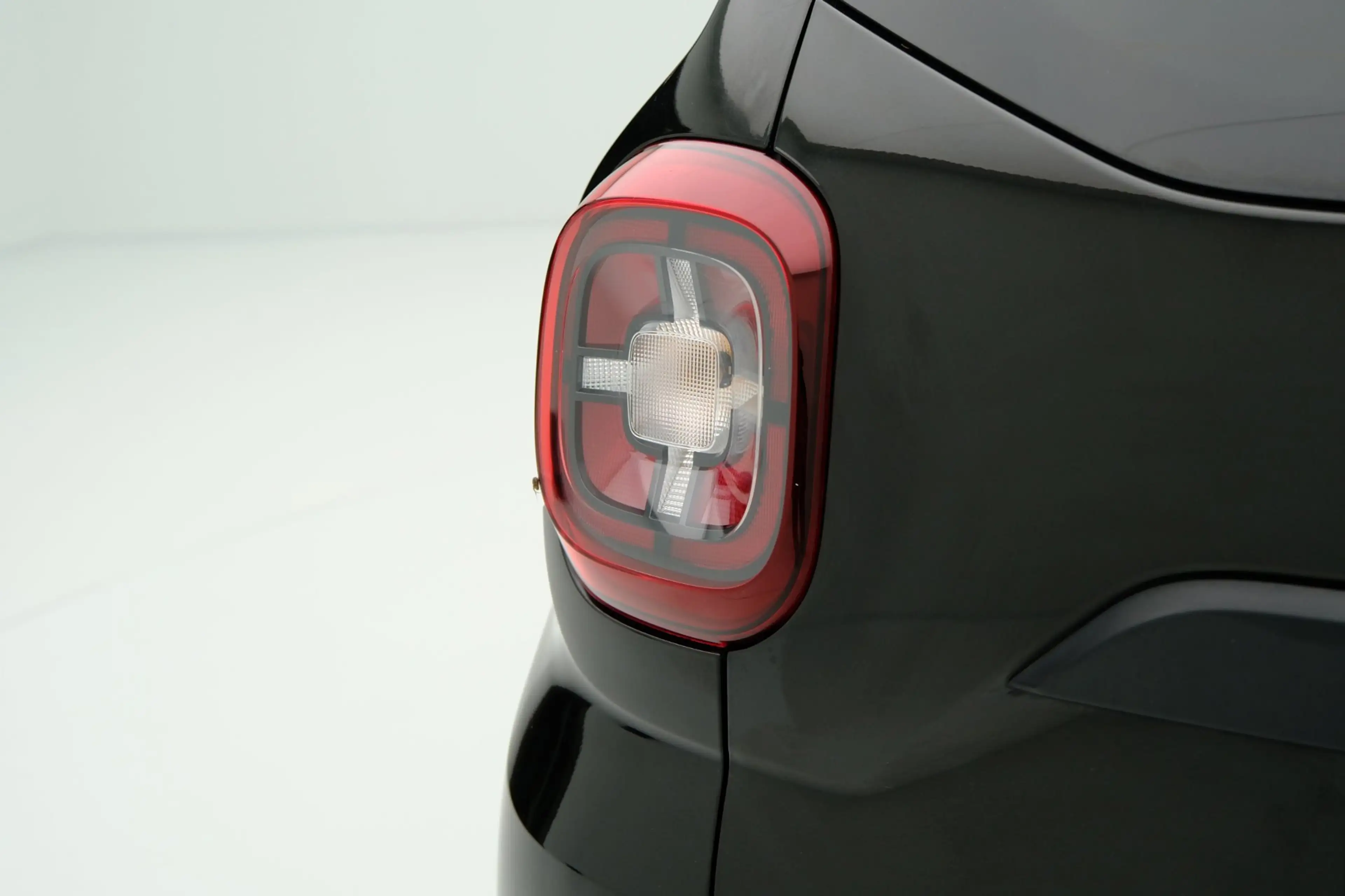 Dacia Duster 1.0 TCe Bi-Fuel/LPG-G3 Serie Limitee 15th Annivers — photo 22