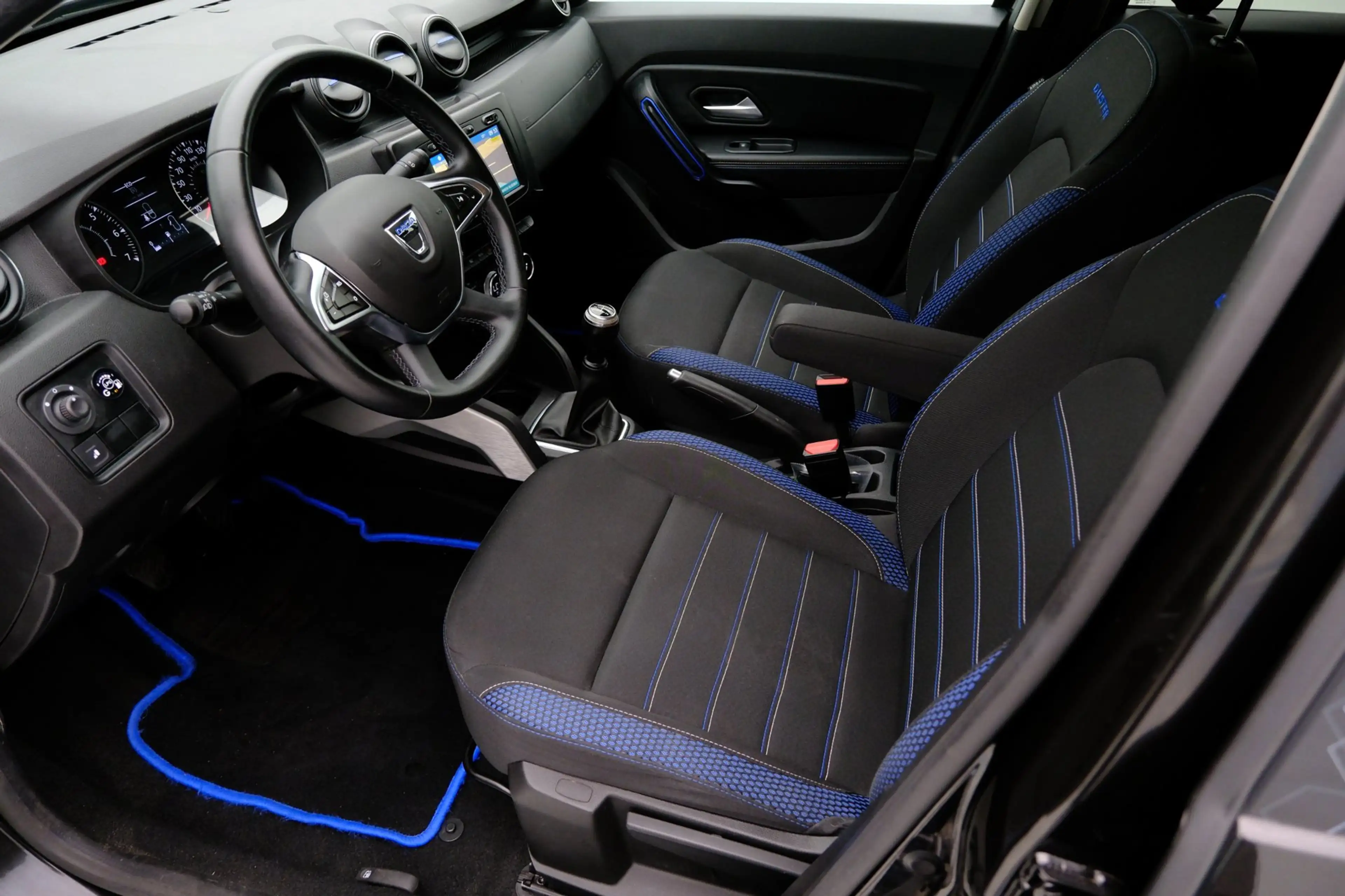 Dacia Duster 1.0 TCe Bi-Fuel/LPG-G3 Serie Limitee 15th Annivers — photo 2
