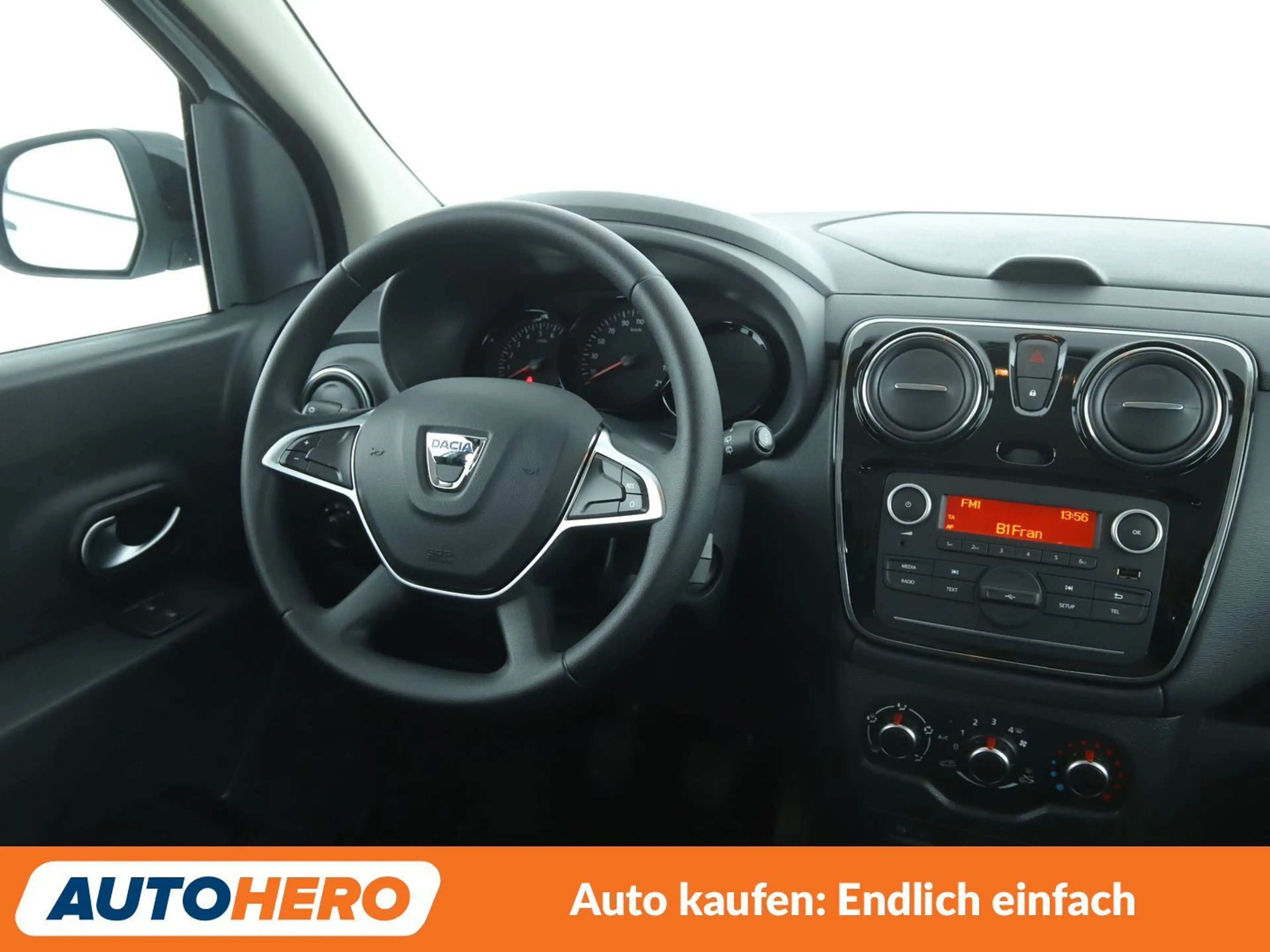 Dacia Lodgy 1.3 TCe Comfort*PDC*SHZ*TEMPO*KLIMA*GARANTIE* — photo 13