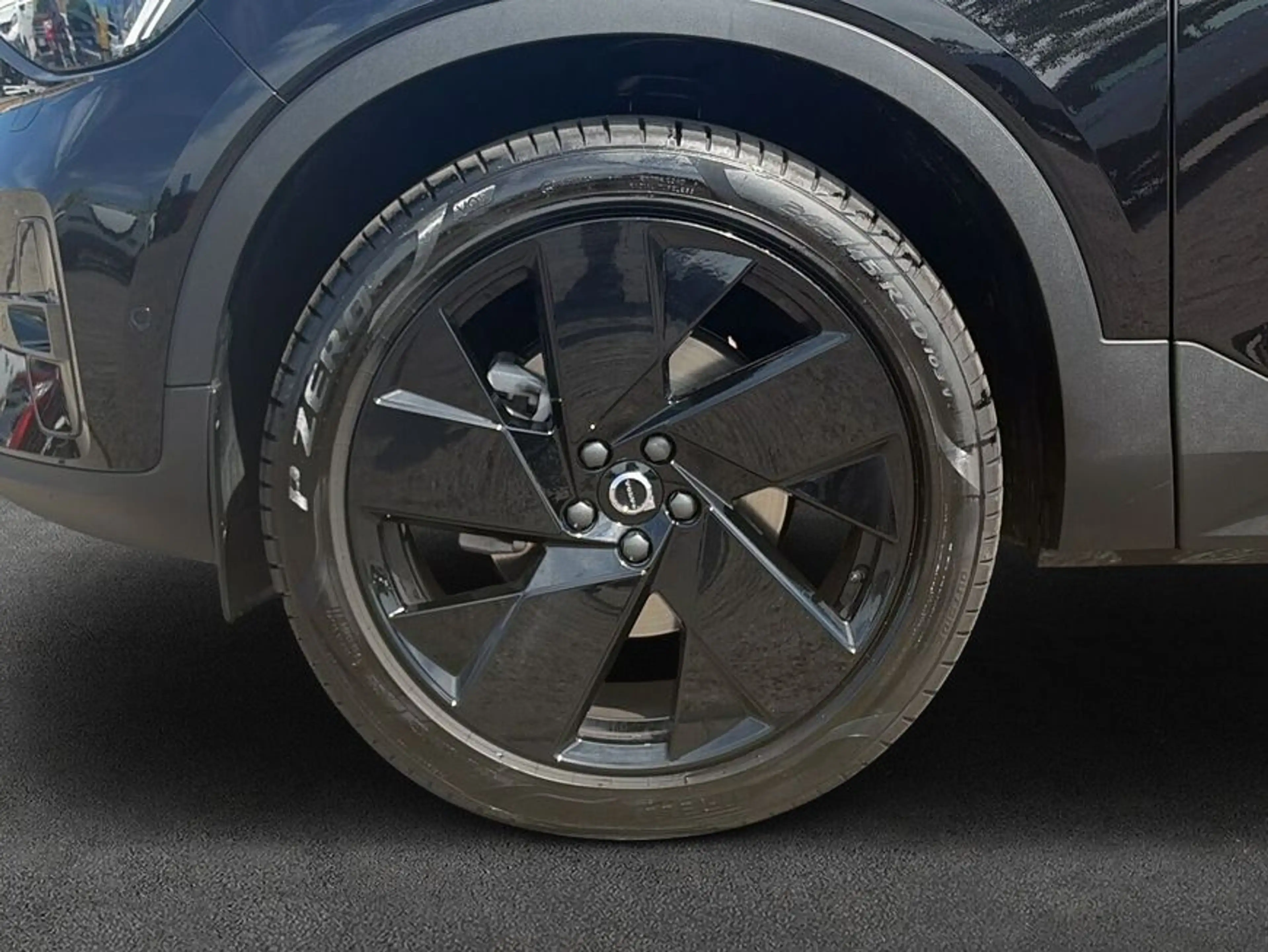 Volvo XC40 XC40 B3 B DKG Plus Black Edition — photo 7