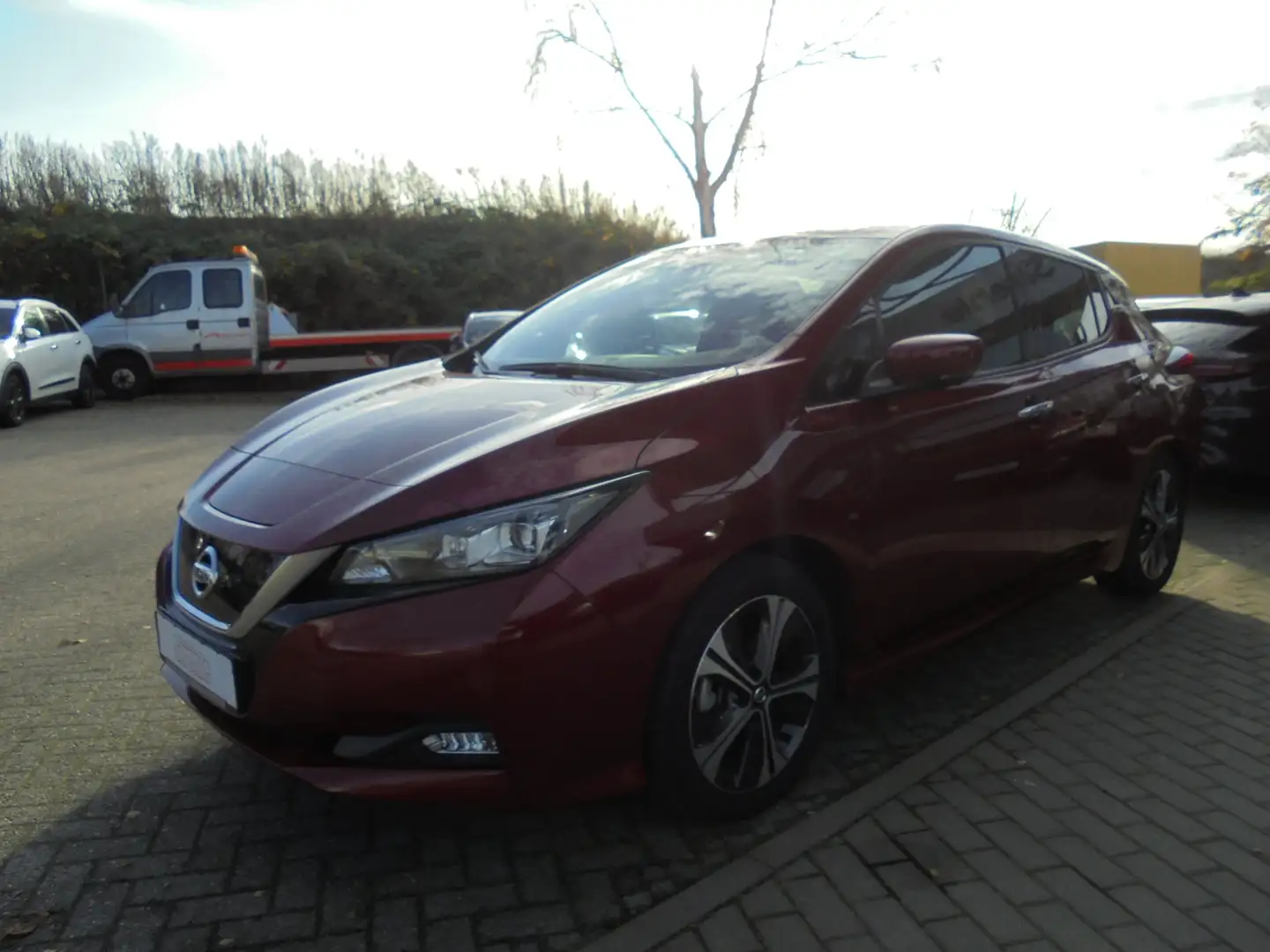 Nissan Leaf N-Connecta 40kWh Navi 360° LED ProPilot Rot - 2