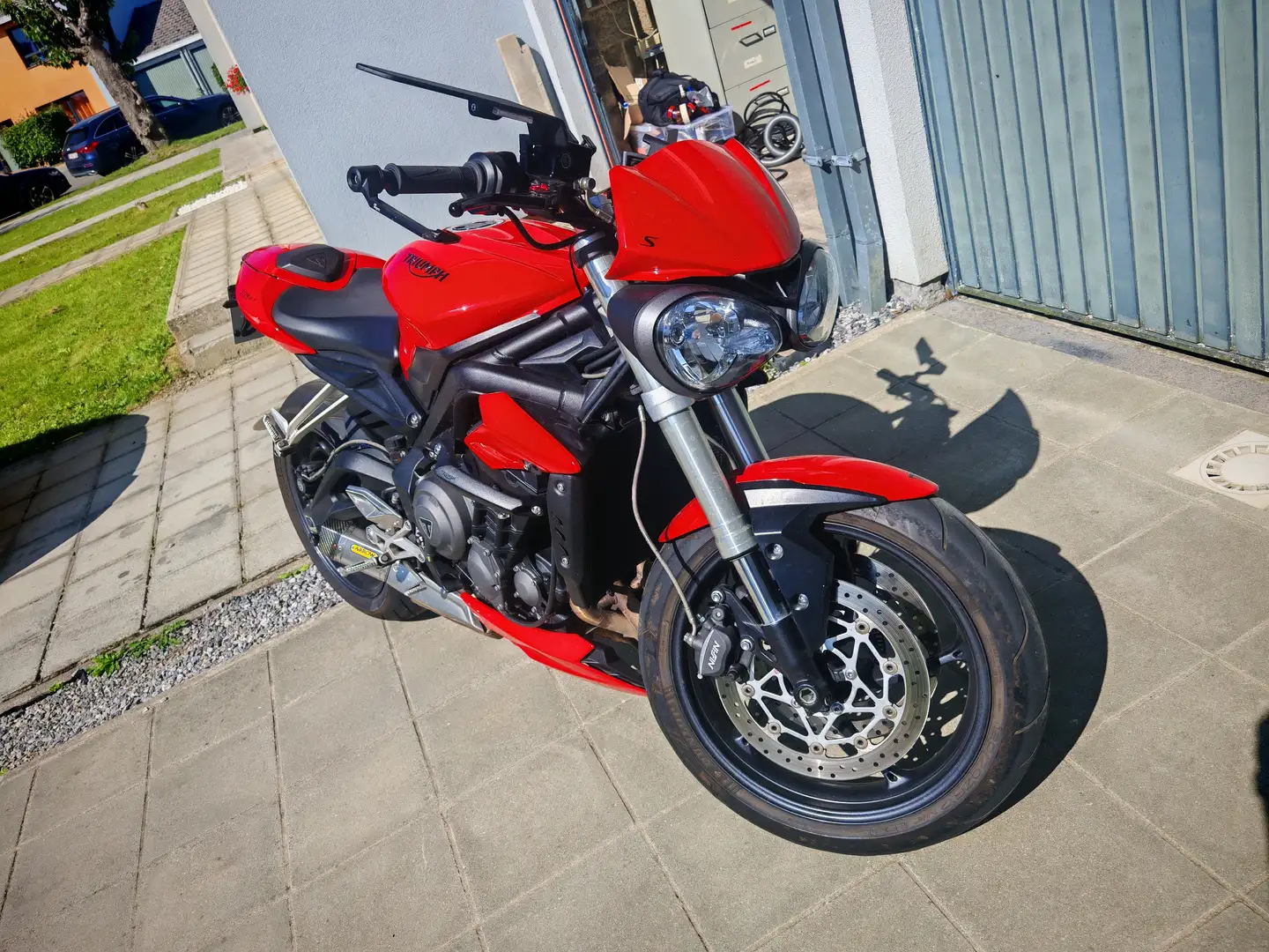 Triumph Street Triple S 660s Red - 1