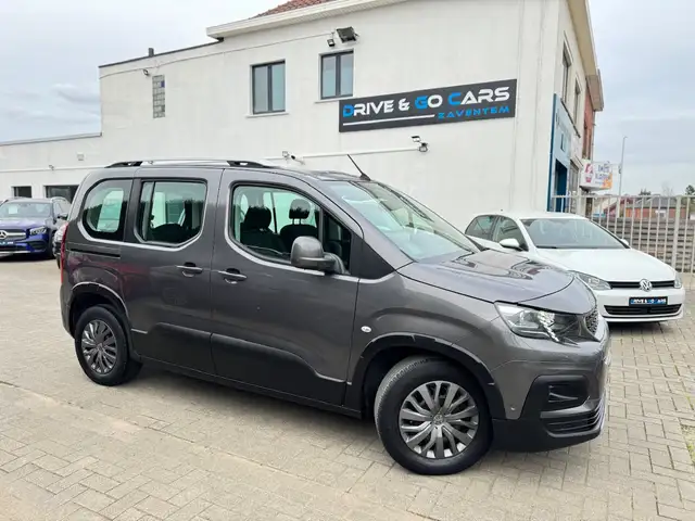 Peugeot Rifter 1.2i Benzine - Panoramische dak  ** 1 JAAR GARANTIE ** !!