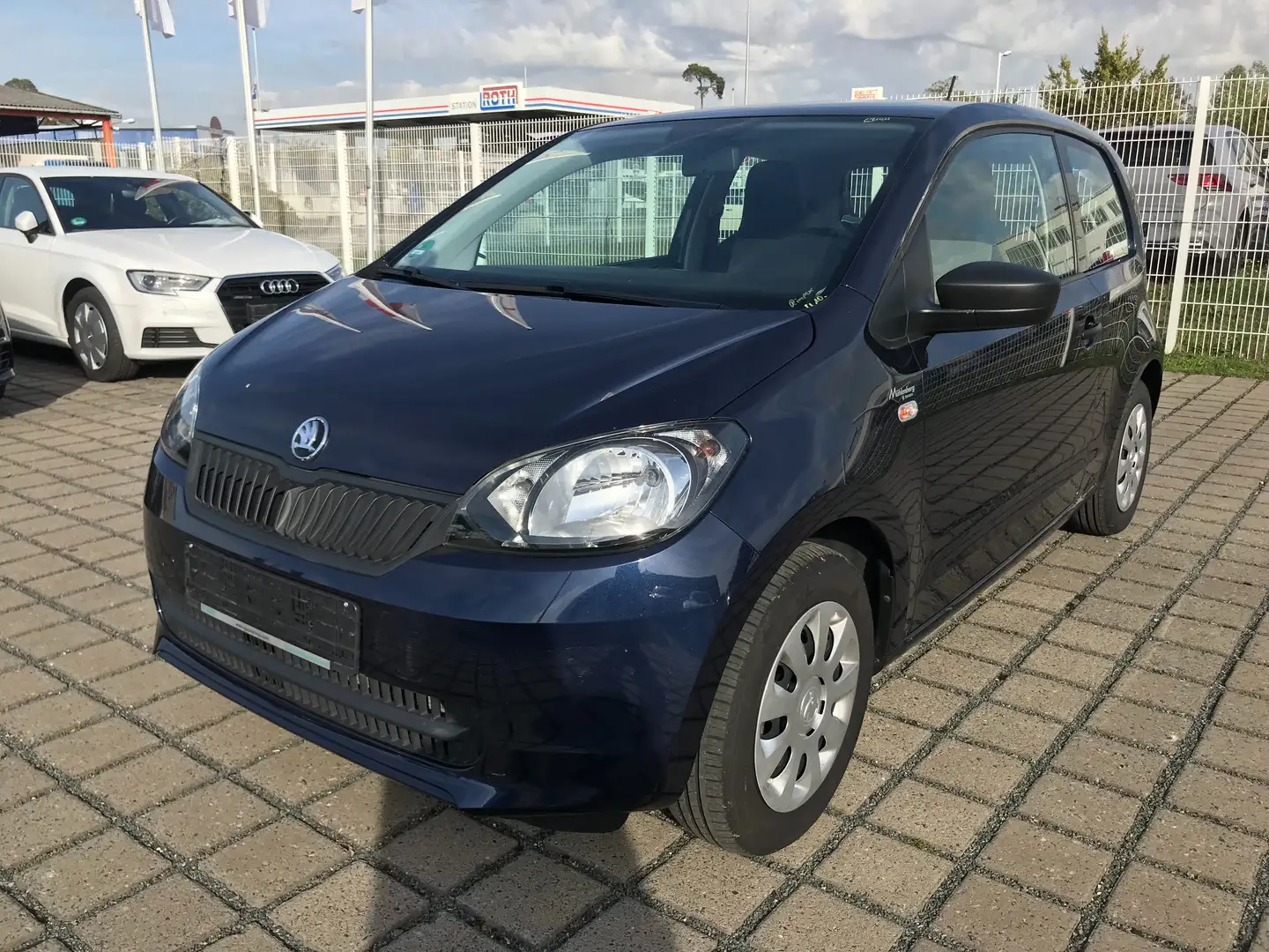 Skoda Citigo Active 1 Hand Klima ElFenster ABS RDS WR SR SB Blau - 1