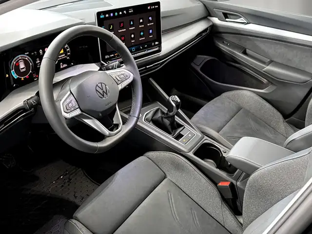 Volkswagen Golf view 7