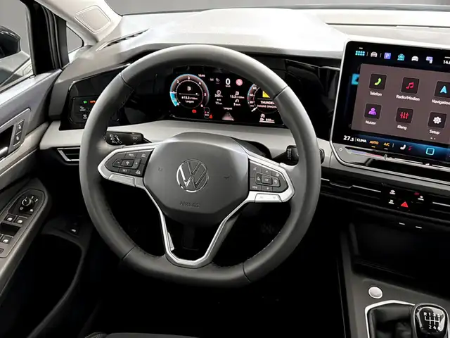 Volkswagen Golf view 8