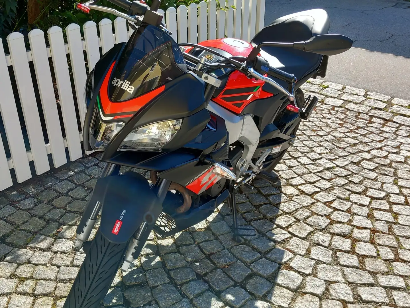 Aprilia Tuono 125 ccm, generalüberholt und Kundendienst neu Czerwony - 2