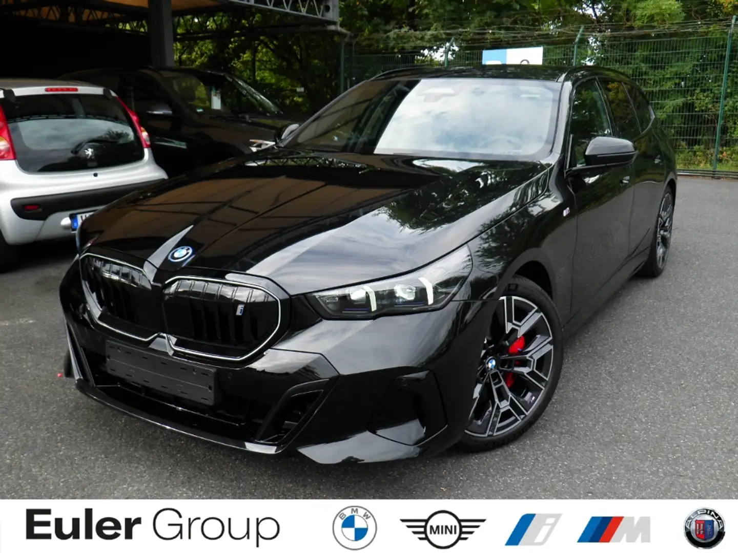 BMW i5 eDrive40 Touring Sportpaket HUD Luftfederung AHK-k Schwarz - 1