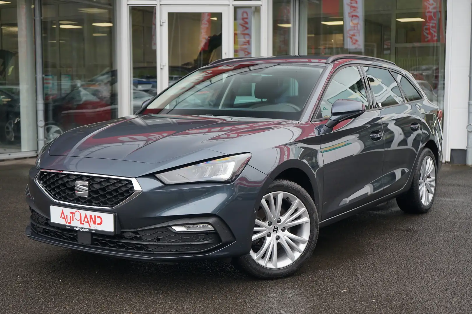 SEAT Leon Sportstourer 1.5 FR LED SmartLink Tempomat Gris - 2