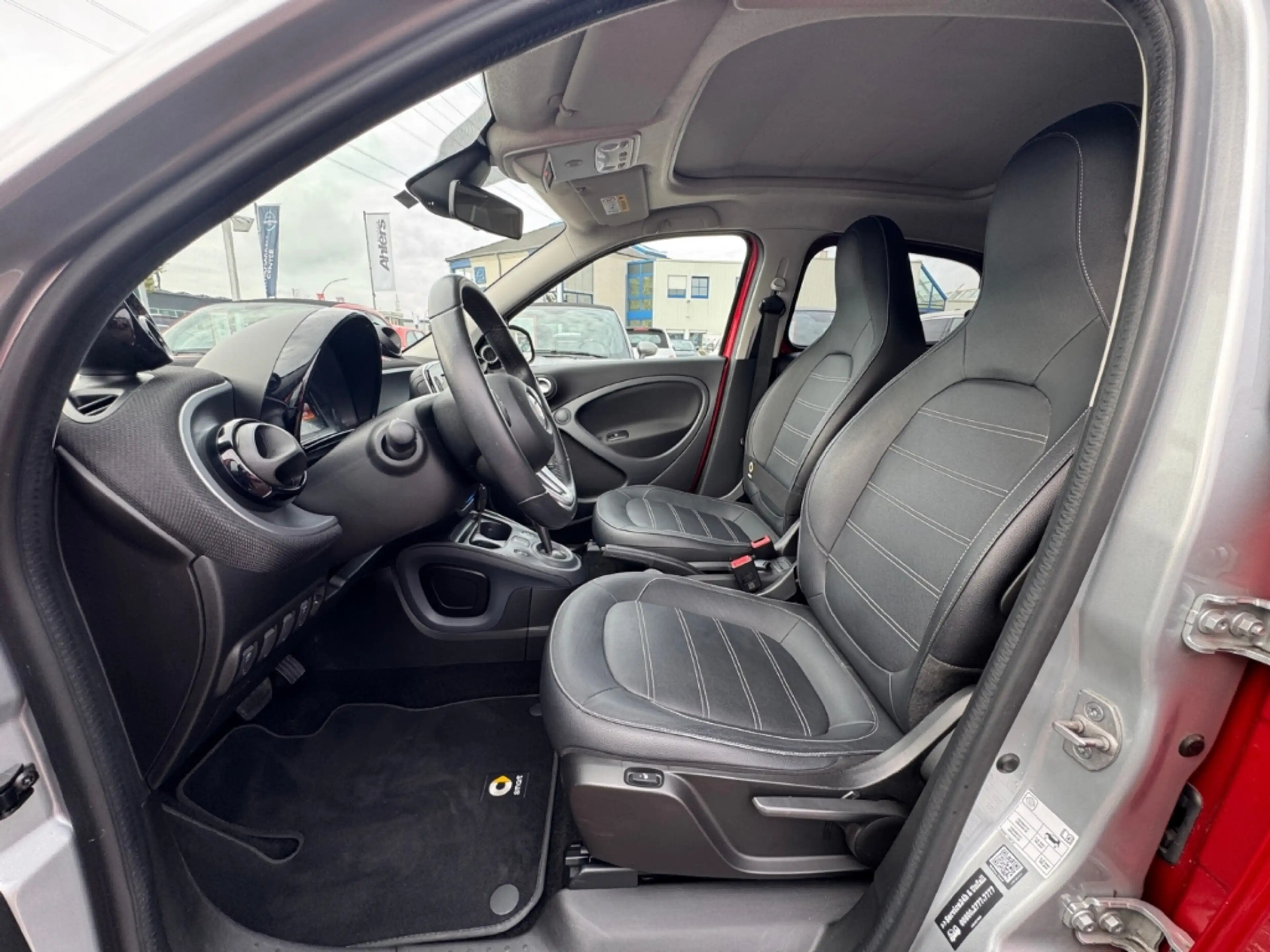 smart forFour prime+FALTDACH+AUTOMATIK+NAVI+JBL+KAMERA+ — photo 14