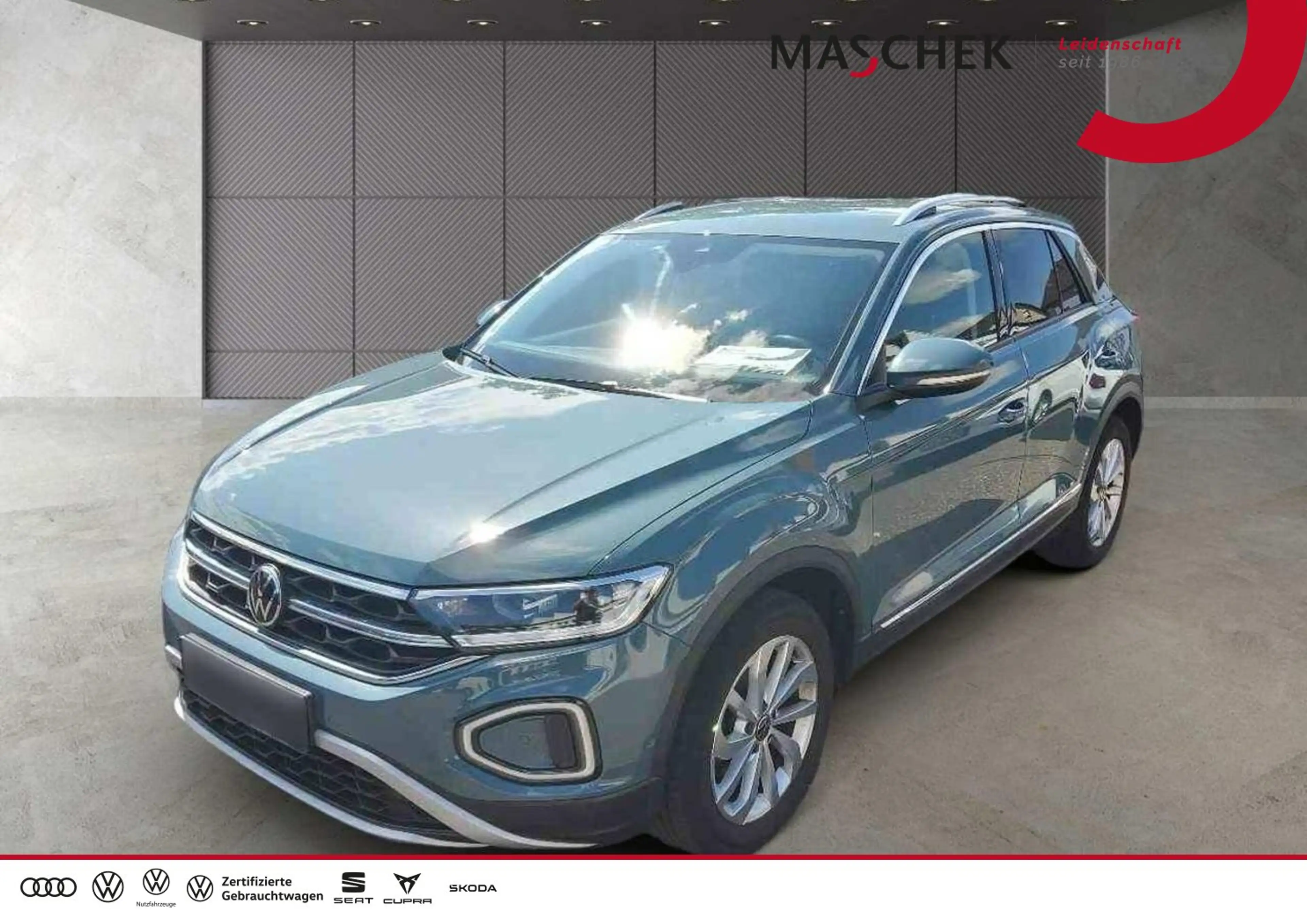 Volkswagen T-Roc Style 1.5 TSI DSG LED RearView Sitzh DAB Navi Carp