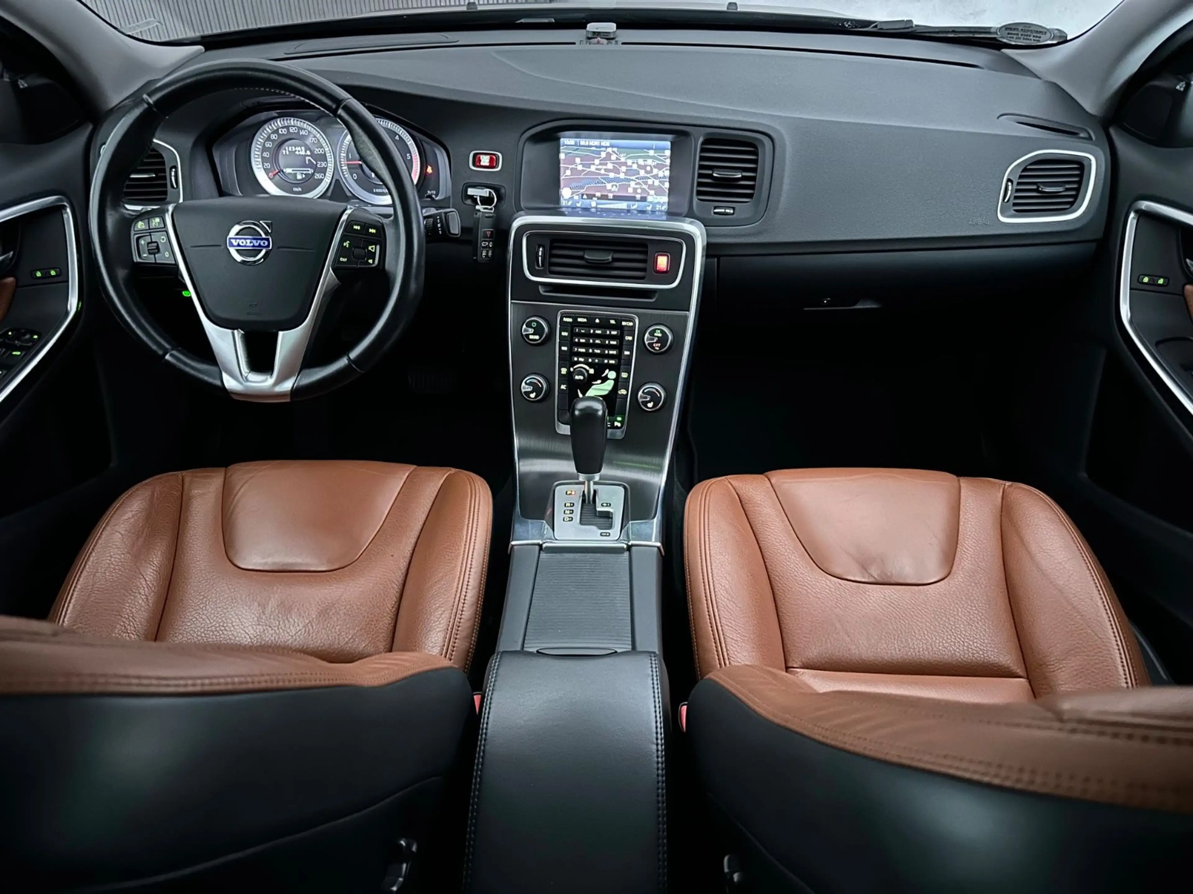Volvo S60 Lim. Summum/Autom./Xenon/Memory/Kamera/ACC — photo 17