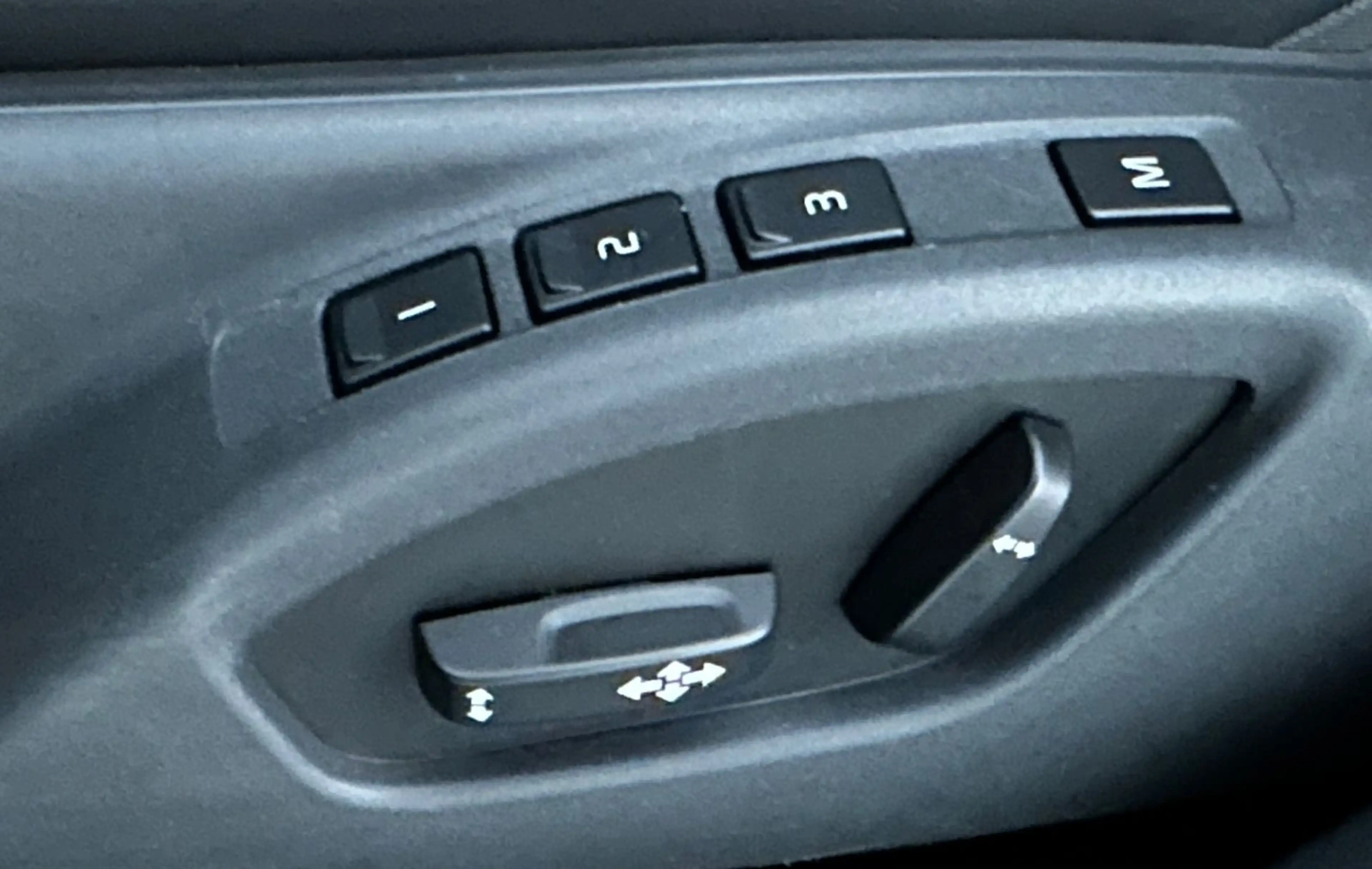 Volvo S60 Lim. Summum/Autom./Xenon/Memory/Kamera/ACC — photo 24