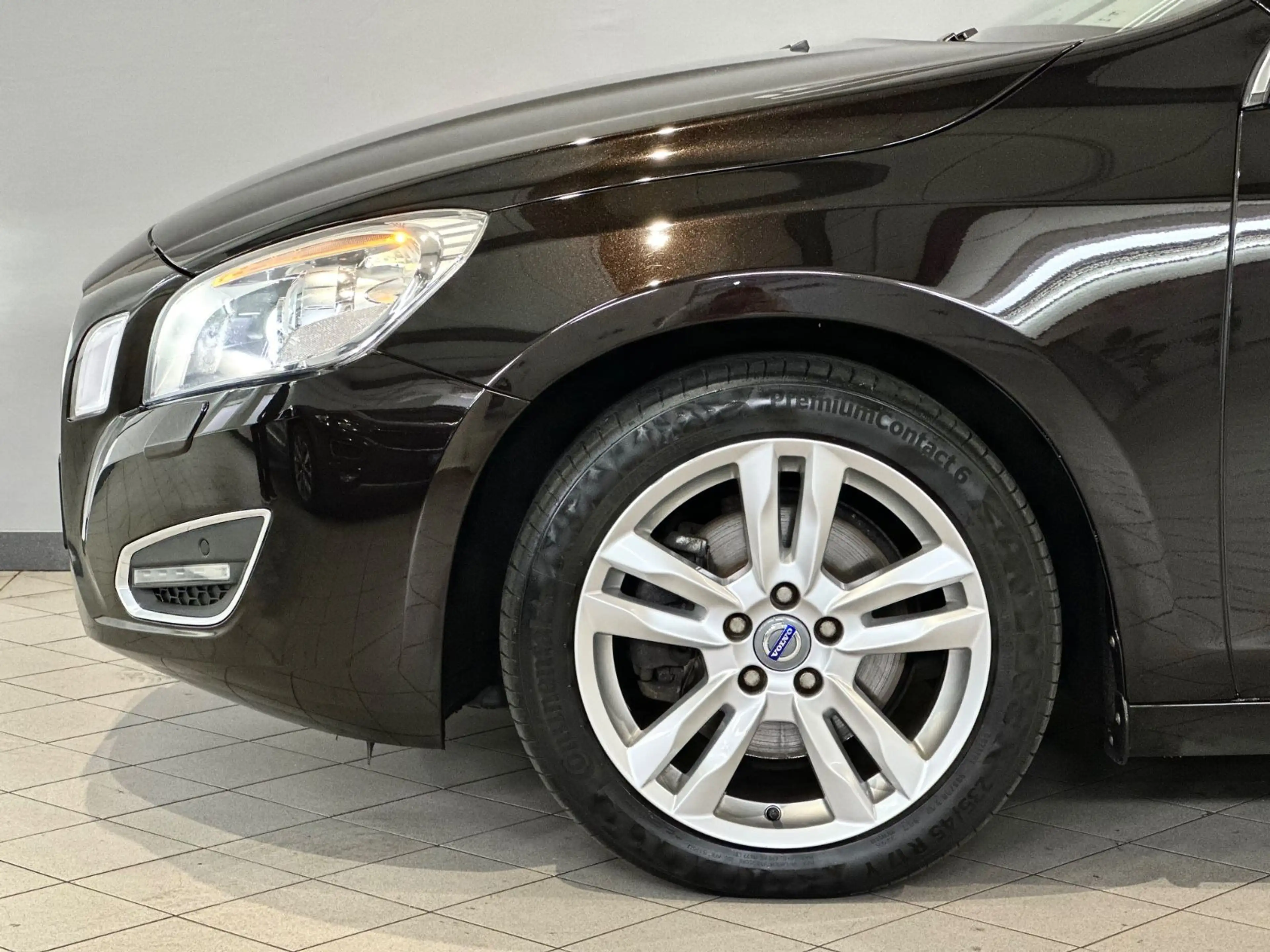 Volvo S60 Lim. Summum/Autom./Xenon/Memory/Kamera/ACC — photo 9