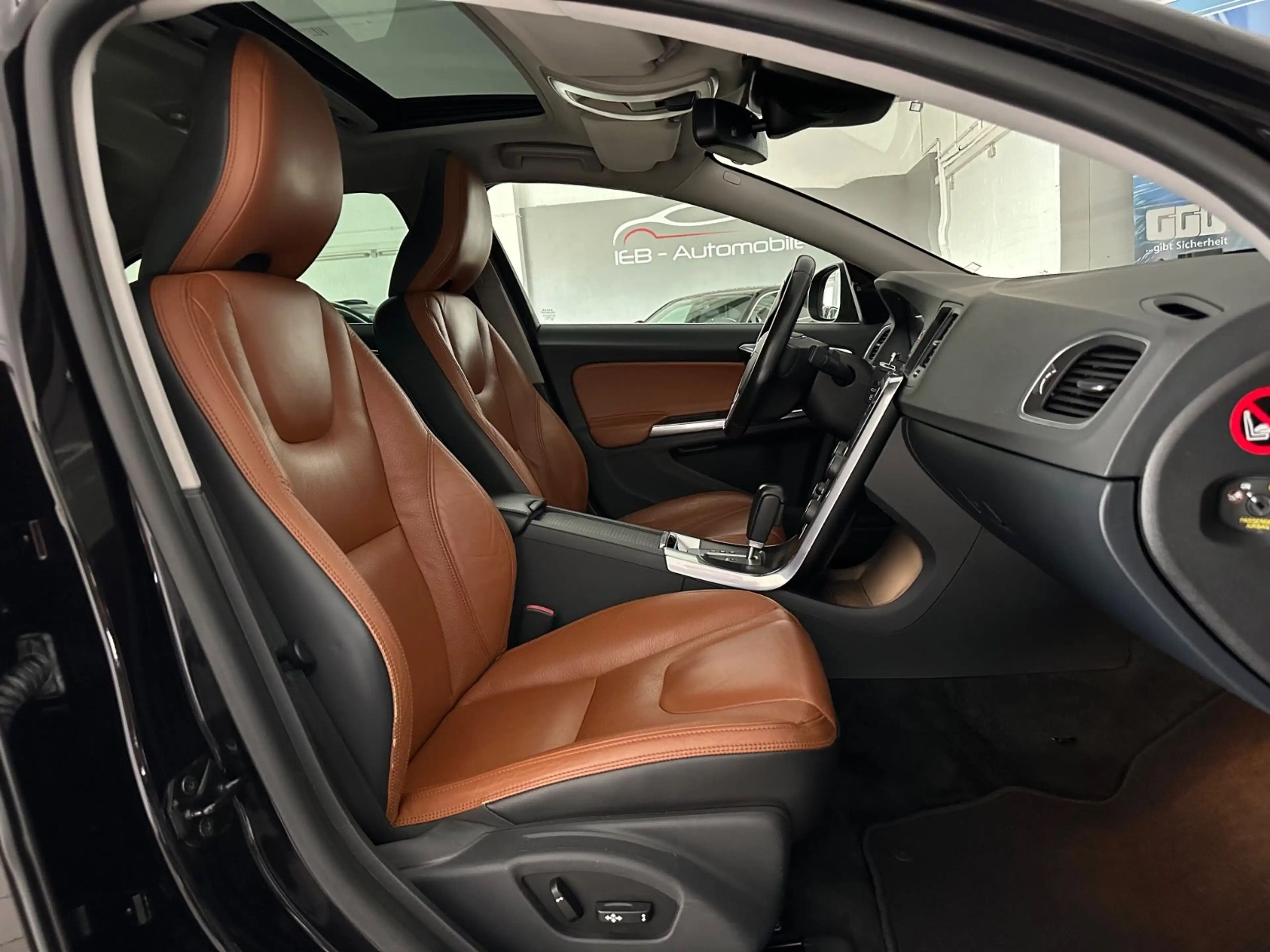 Volvo S60 Lim. Summum/Autom./Xenon/Memory/Kamera/ACC — photo 15