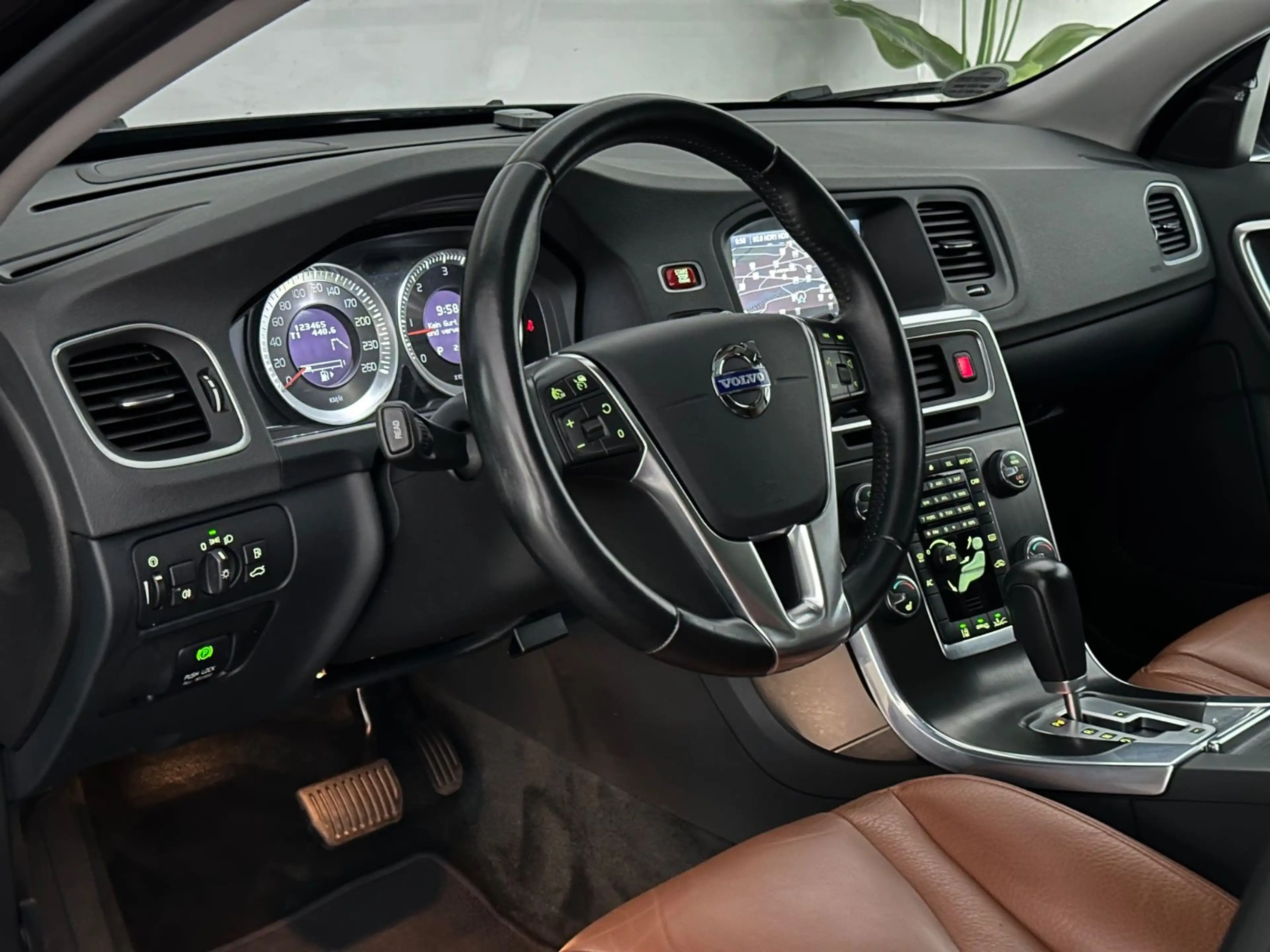 Volvo S60 Lim. Summum/Autom./Xenon/Memory/Kamera/ACC — photo 12