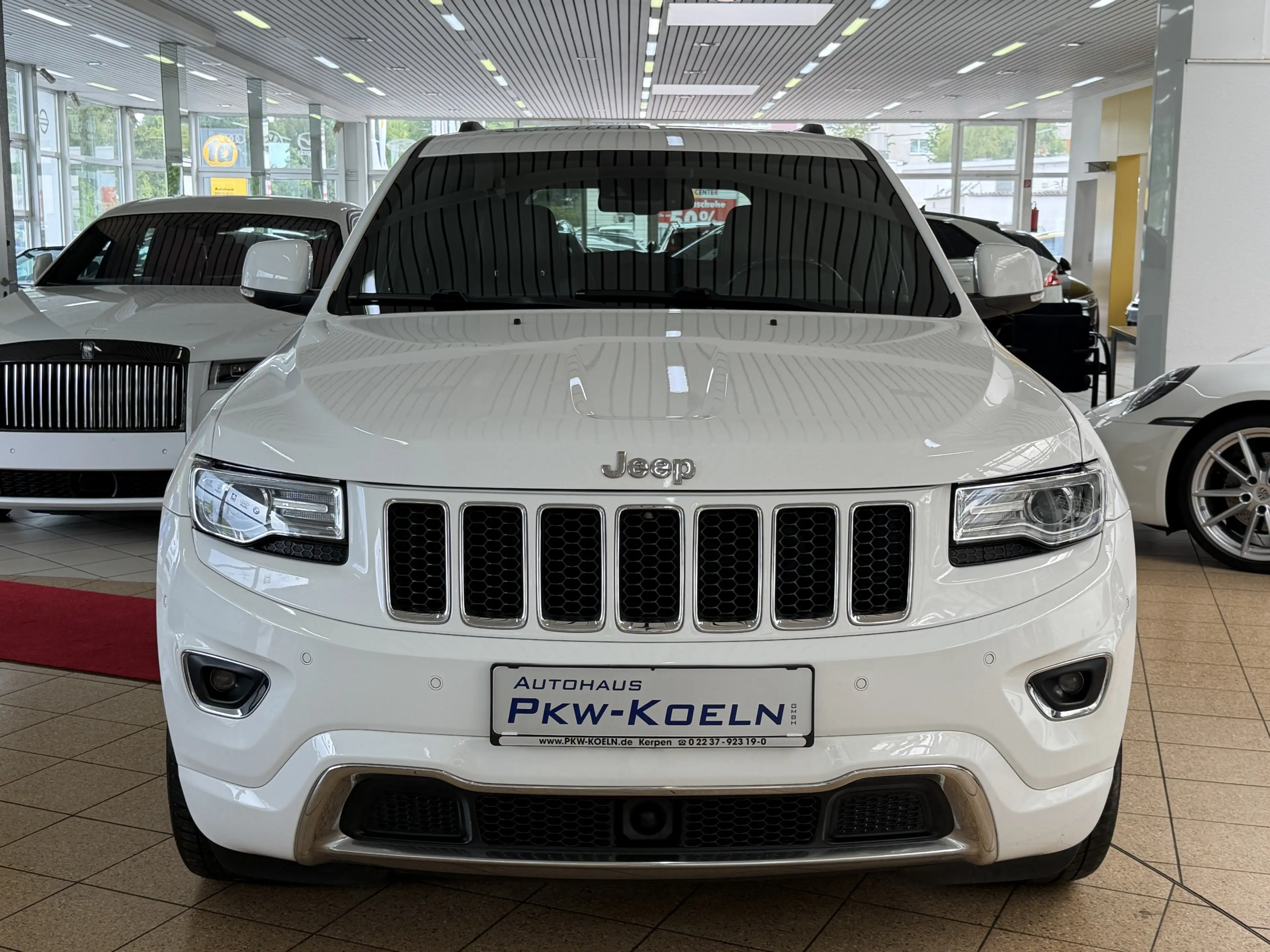 Jeep Grand Cherokee 3.0 CRD Overland*PANO*KAMERA*KEY* — photo 5