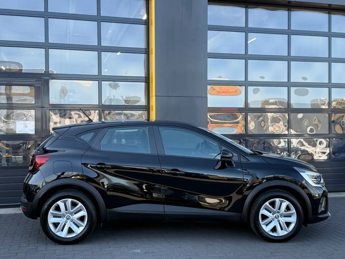Renault Captur 1.0 TCe 90 Evolution Navigatie Cruise Control Nero - 2