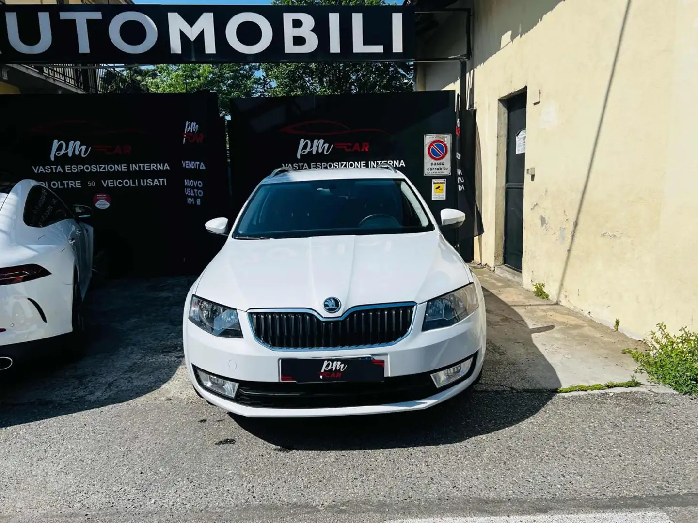 Skoda Octavia 1.6 TDI CR 110 CV DSG Wagon Executive Bianco - 2