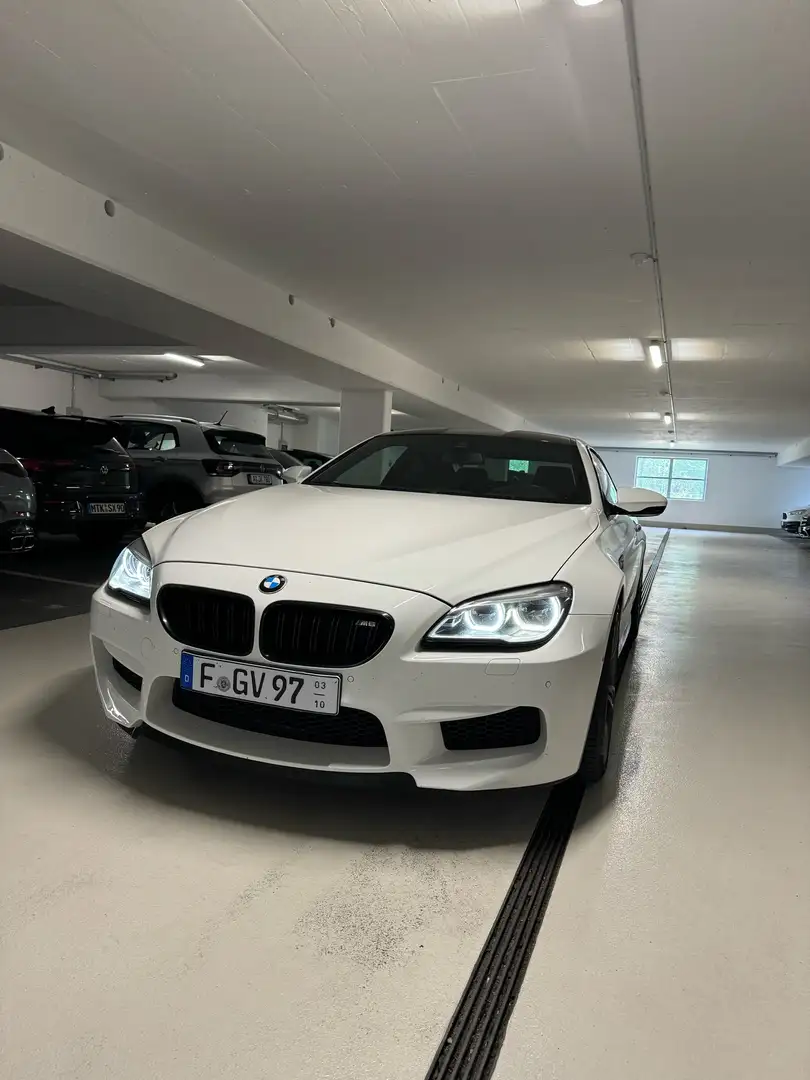 BMW M6 Coupe Blanc - 1