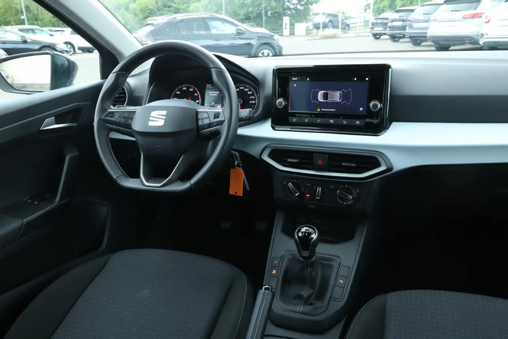 SEAT Ibiza 1.0 TSI Style SHZ*ALU*KLIMA*PDC*NSW Grau - 2