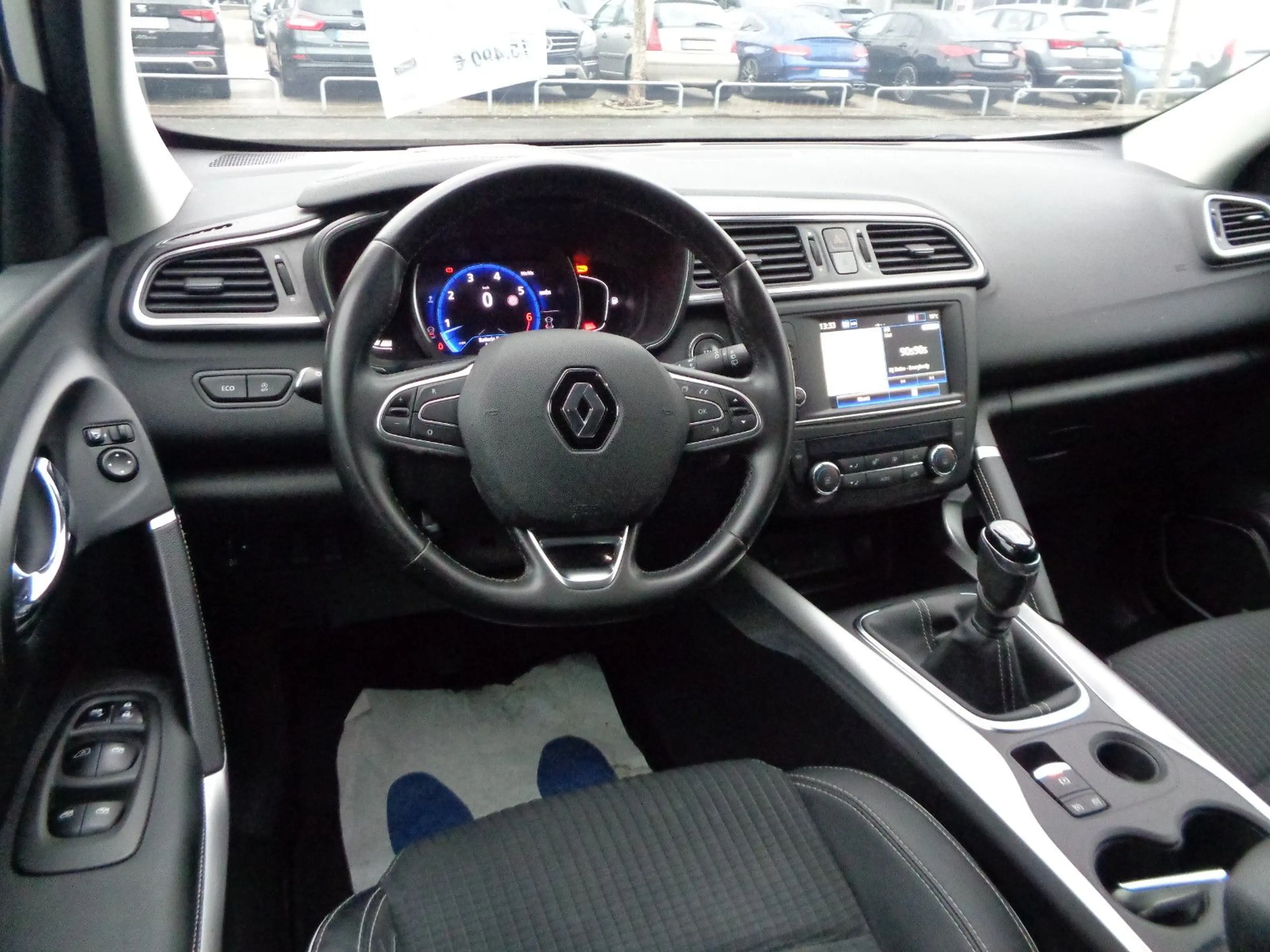 Renault Kadjar 1.3 TCE Bose Ed.*LED*PDC*NAVI*SPUR*SHEFT* — photo 10
