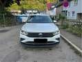 Volkswagen Tiguan Active Weiß - thumbnail 2